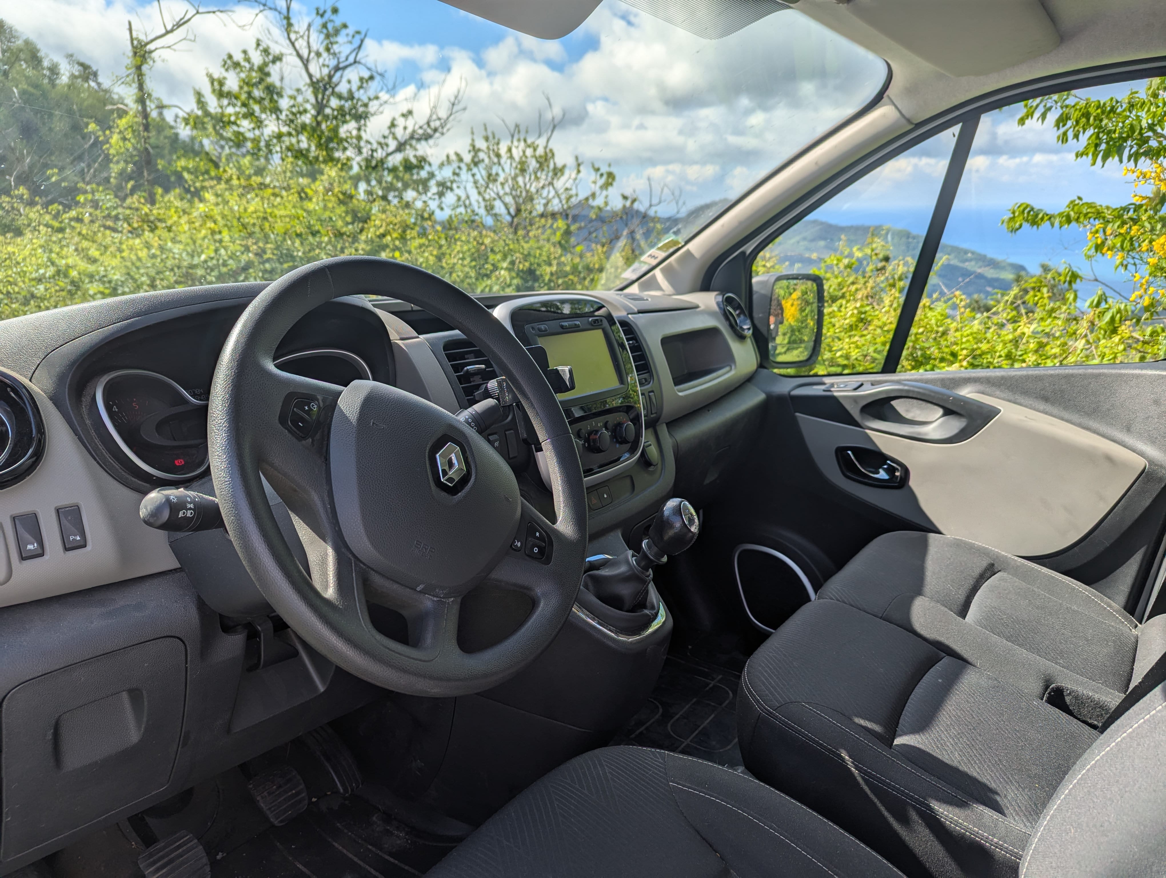 Renault Trafic met Cruise control