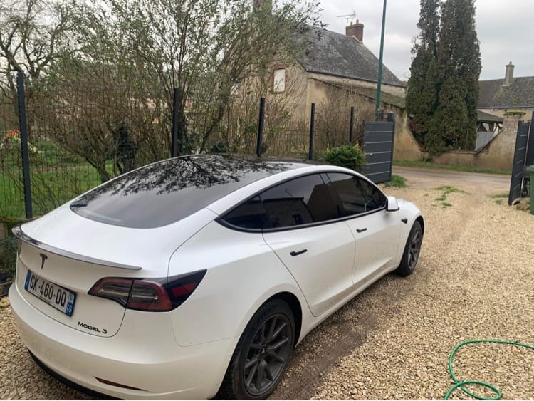 Tesla Model 3 avec Régulateur de vitesse