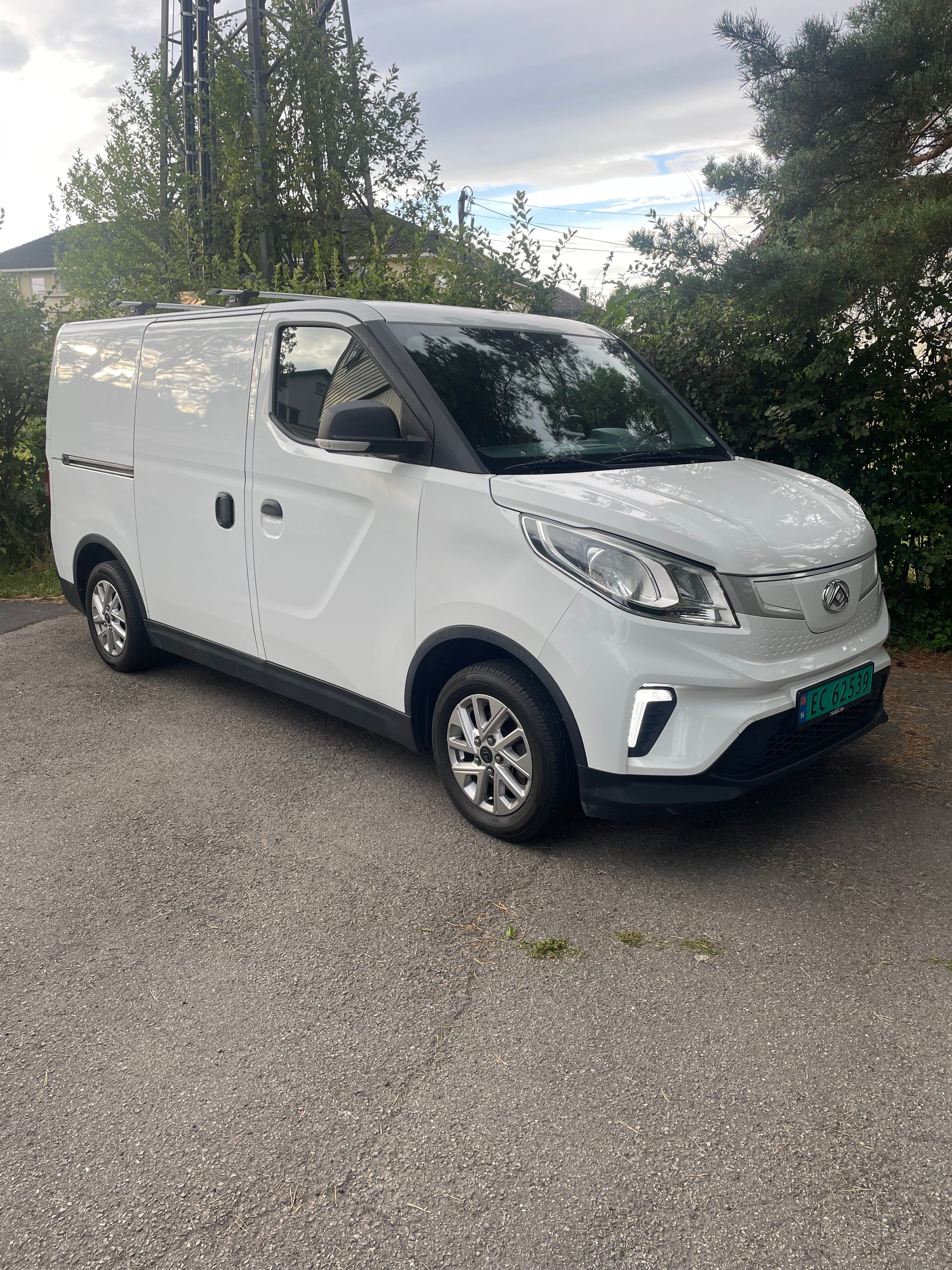 Maxus eDeliver 3 med USB ladeuttak