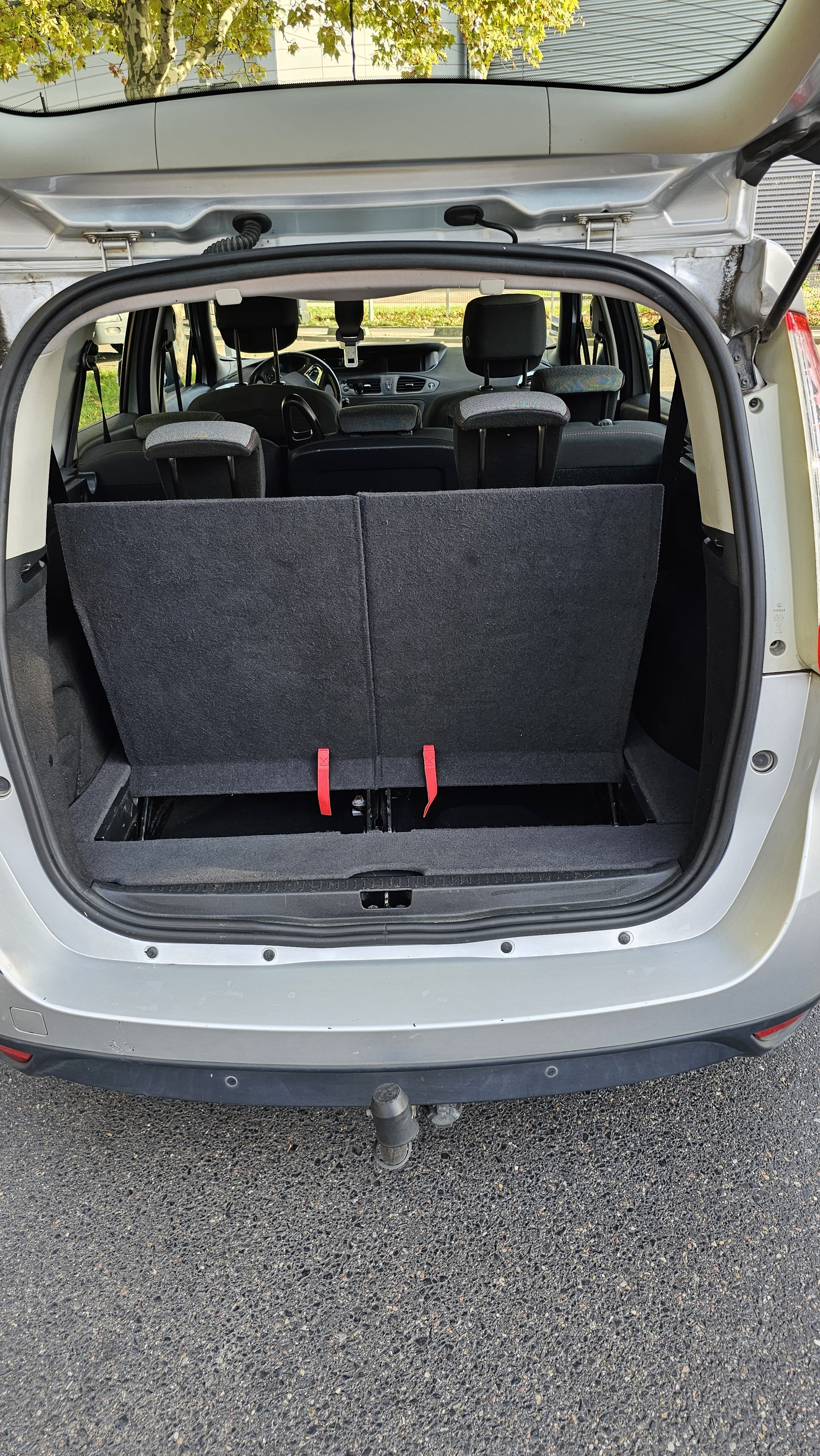 Renault Mégane Grand Scenic III phase II 7 places 1.5 Dci 110Ch avec Attelage