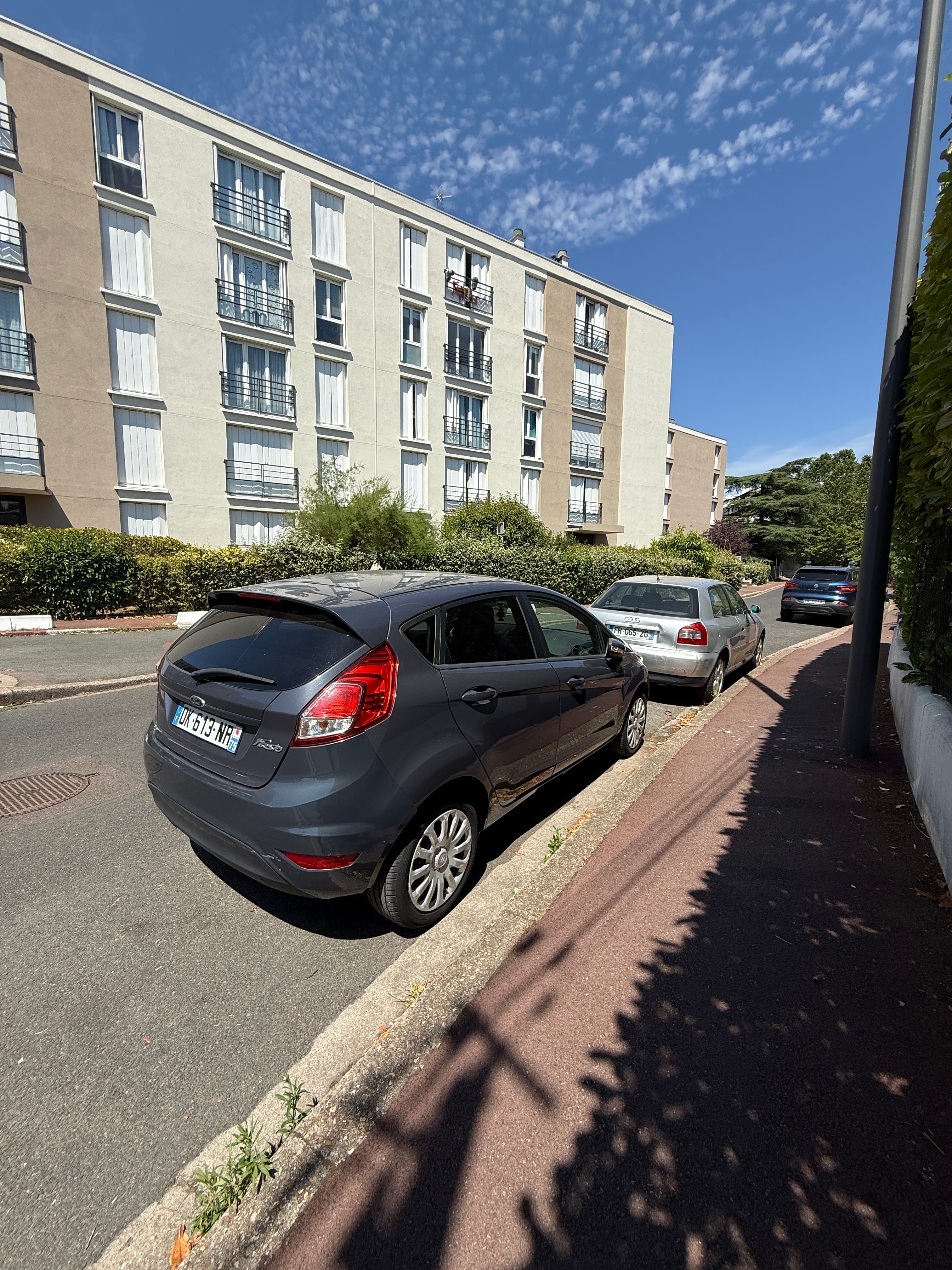 Ford Fiesta avec Climatisation