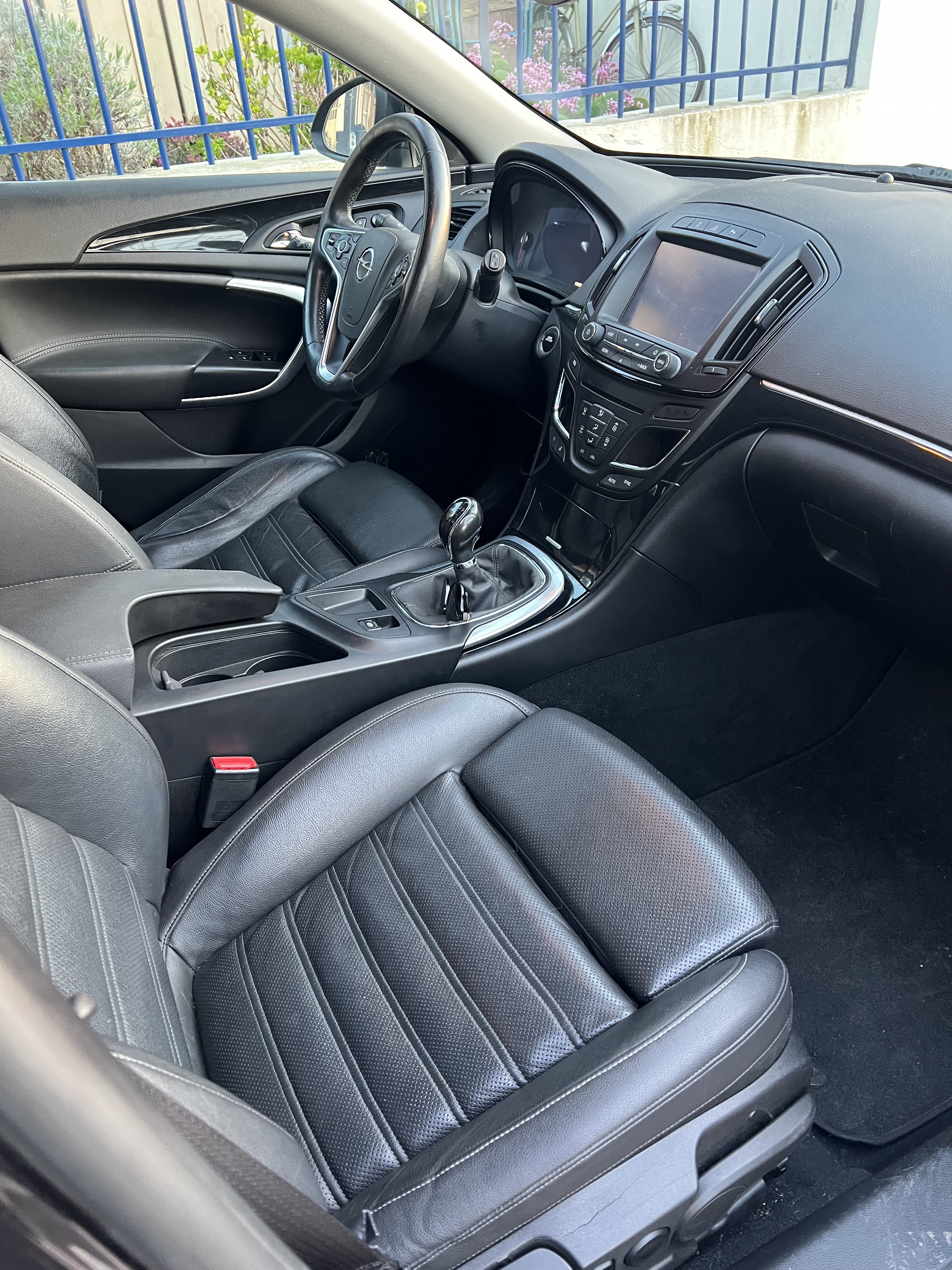 Opel Insignia avec GPS