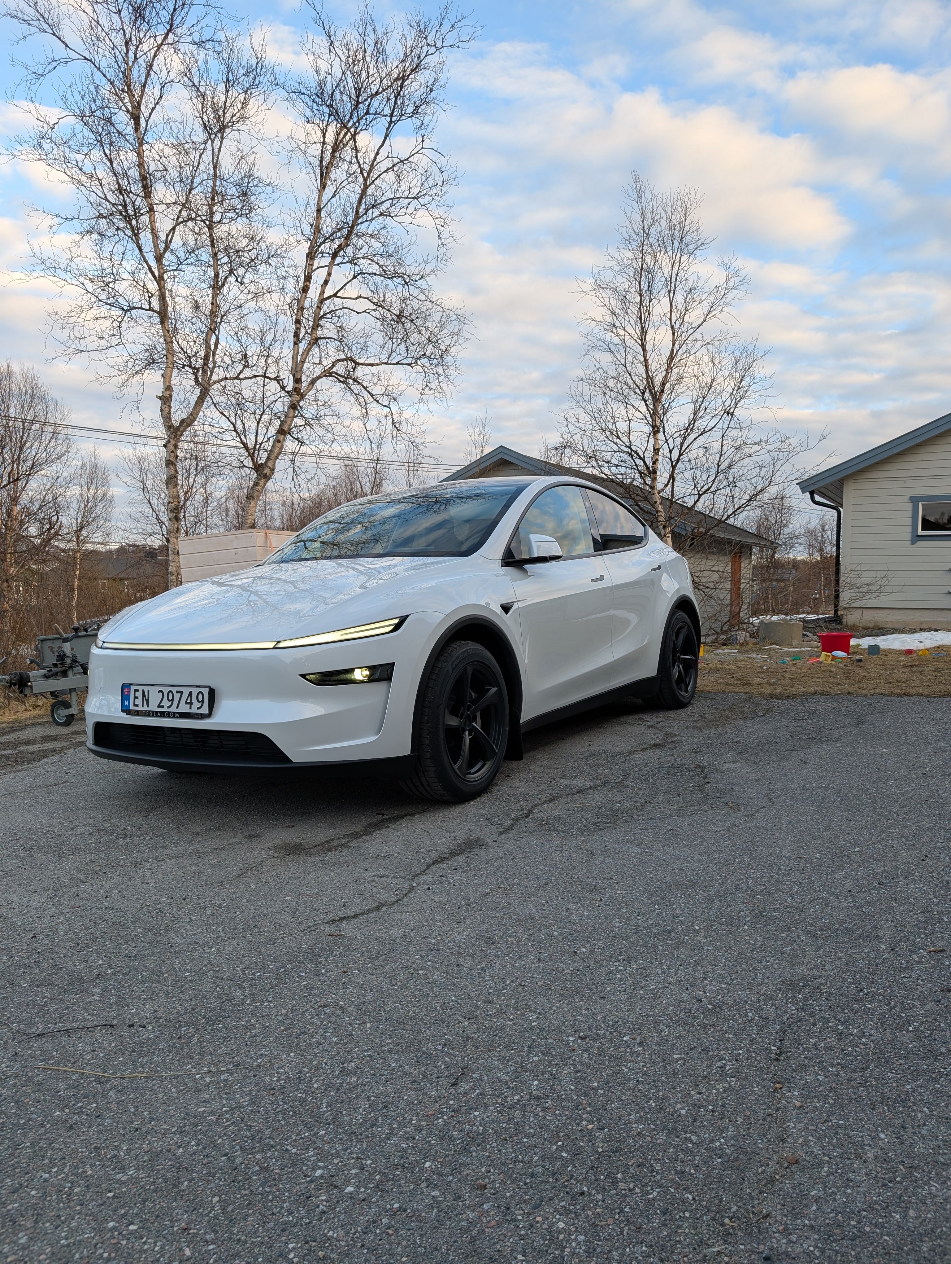 Tesla Model Y Long Range, 2025, Elektrisk, automatisk