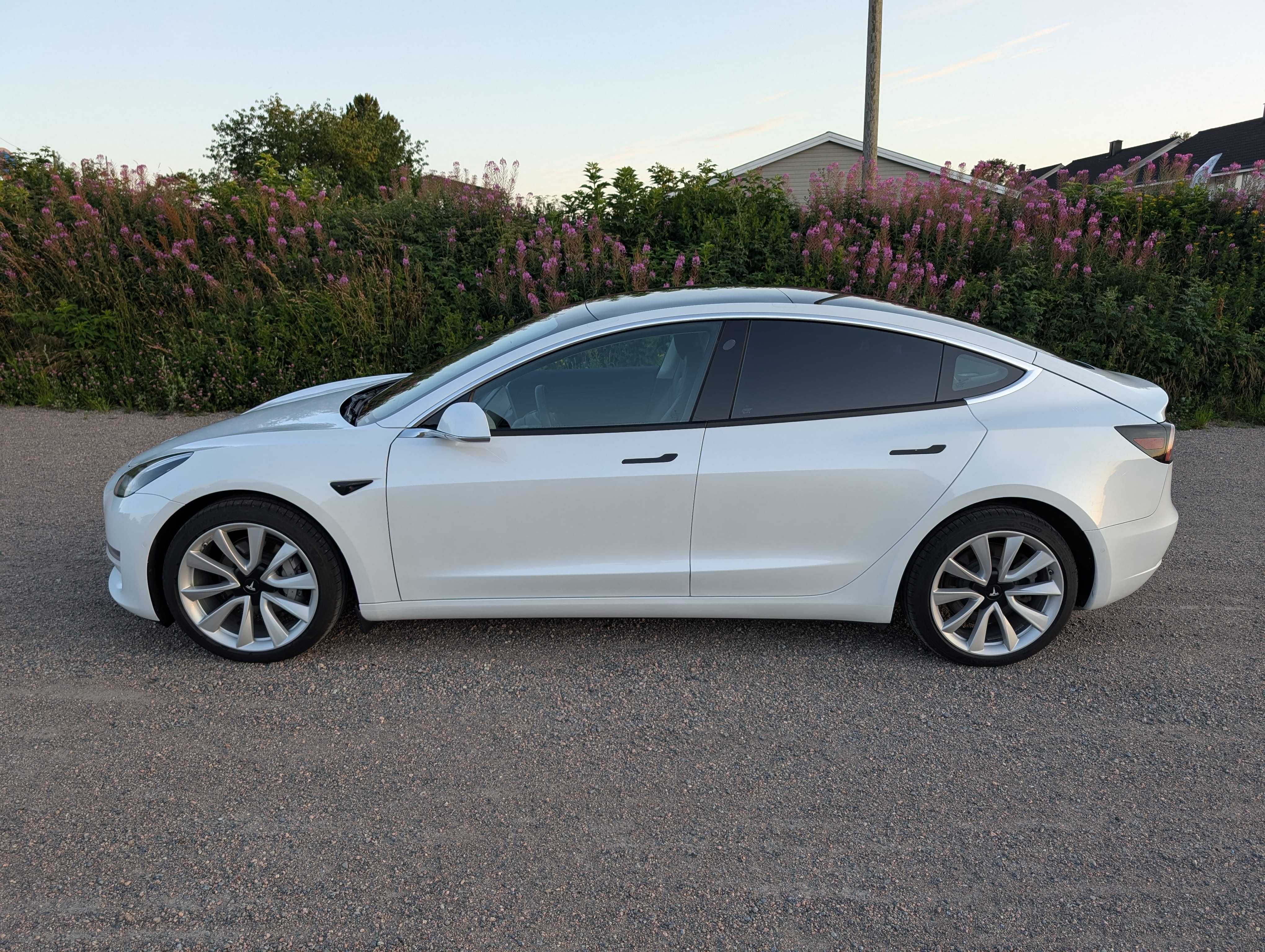 Tesla Model 3 Long Range med Aircondition