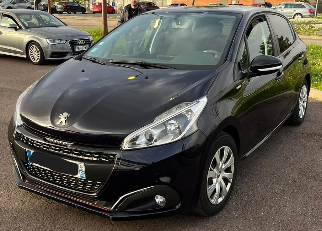 Peugeot 208 avec Climatisation