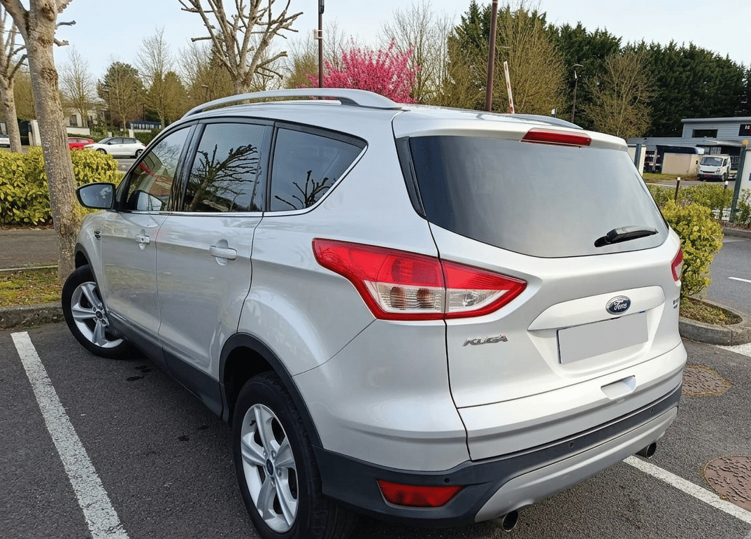 Ford Kuga avec Caméra de recul
