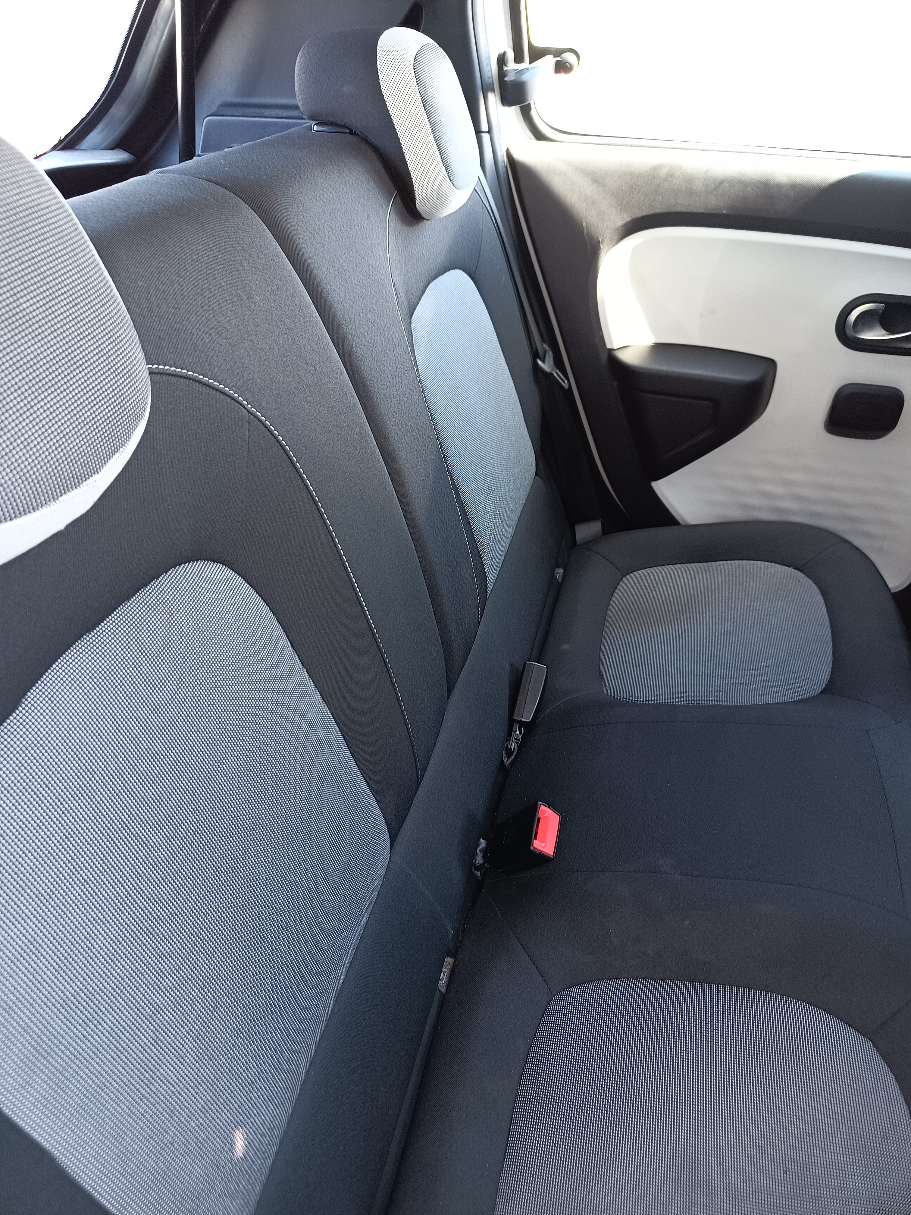 Renault Twingo III met Audio- / iPod-ingang