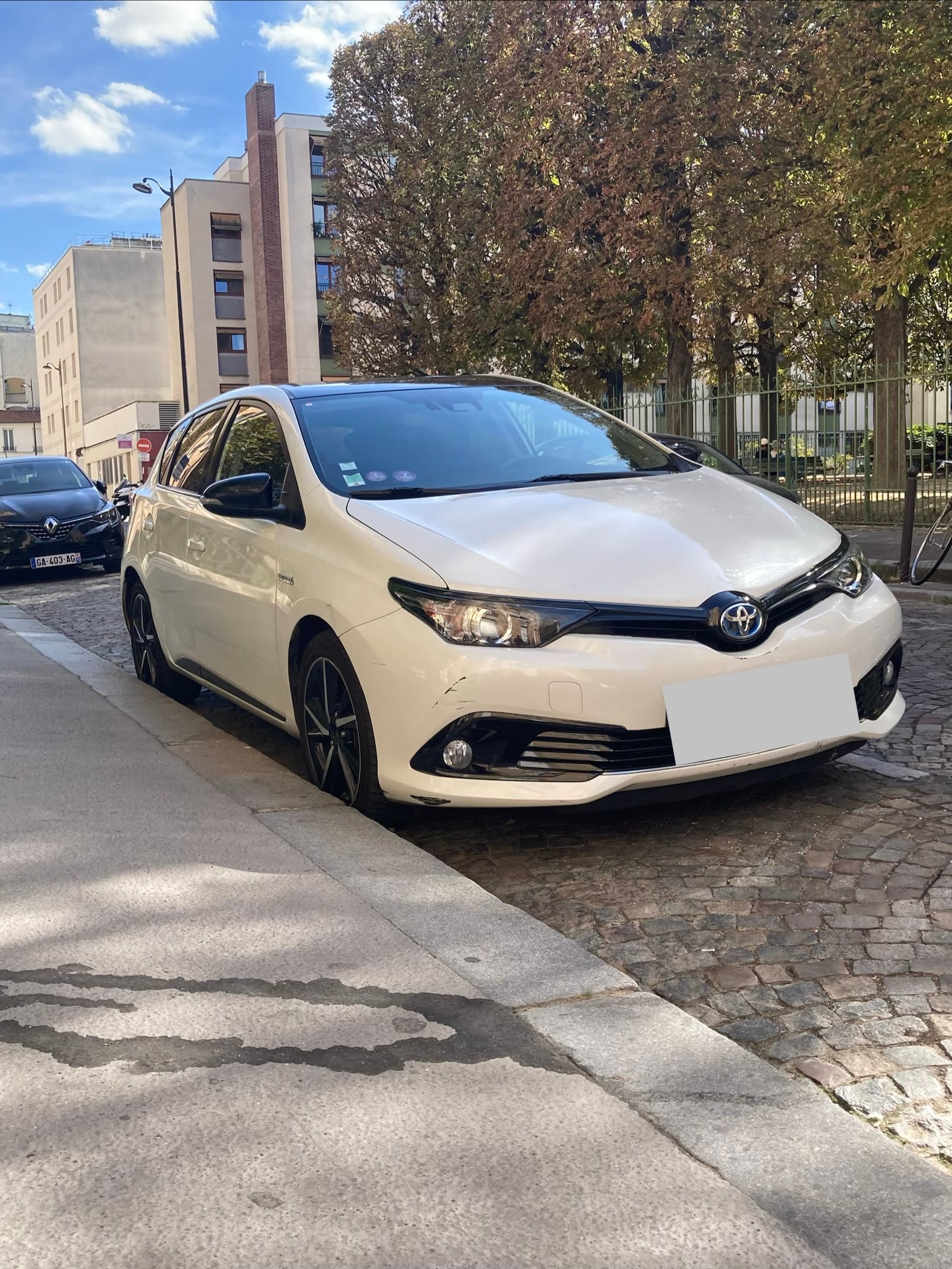Toyota Auris Hybride, 2017, Essence 95 / Électrique (hybride), automatique