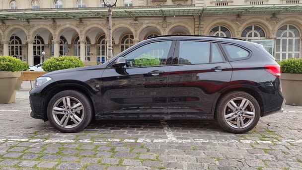 BMW X1 Sport avec sièges auto avec Climatisation