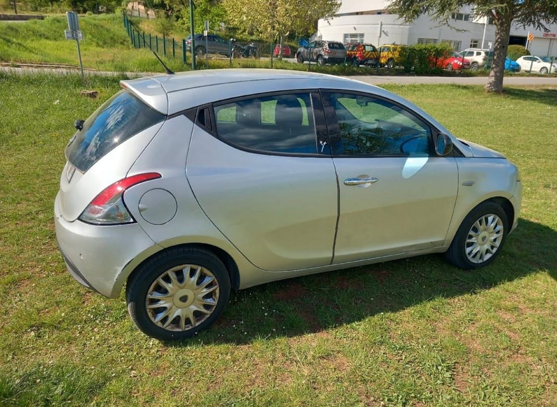 Lancia Ypsilon avec Régulateur de vitesse