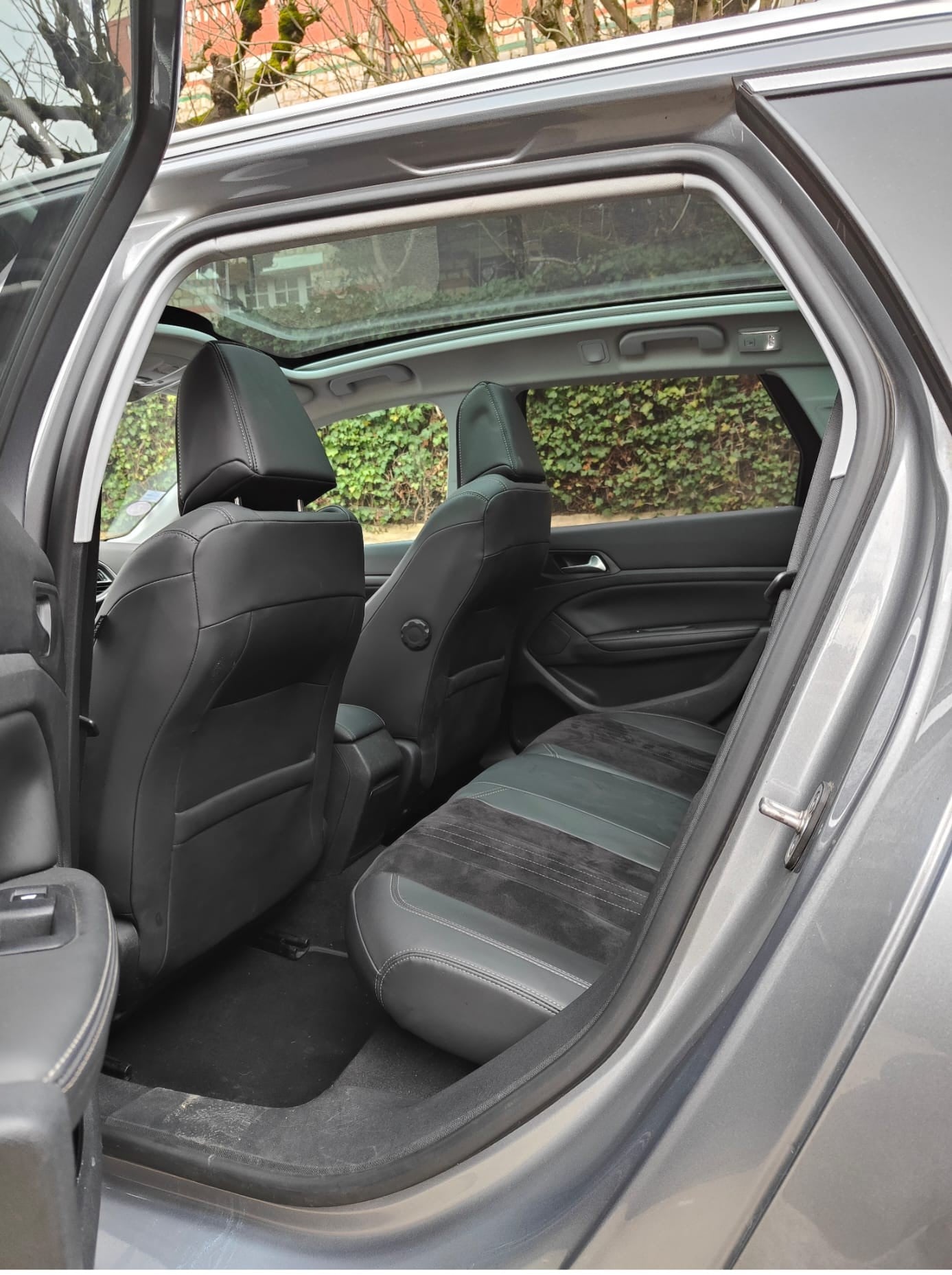 Peugeot 308 SW avec Entrée audio / iPod