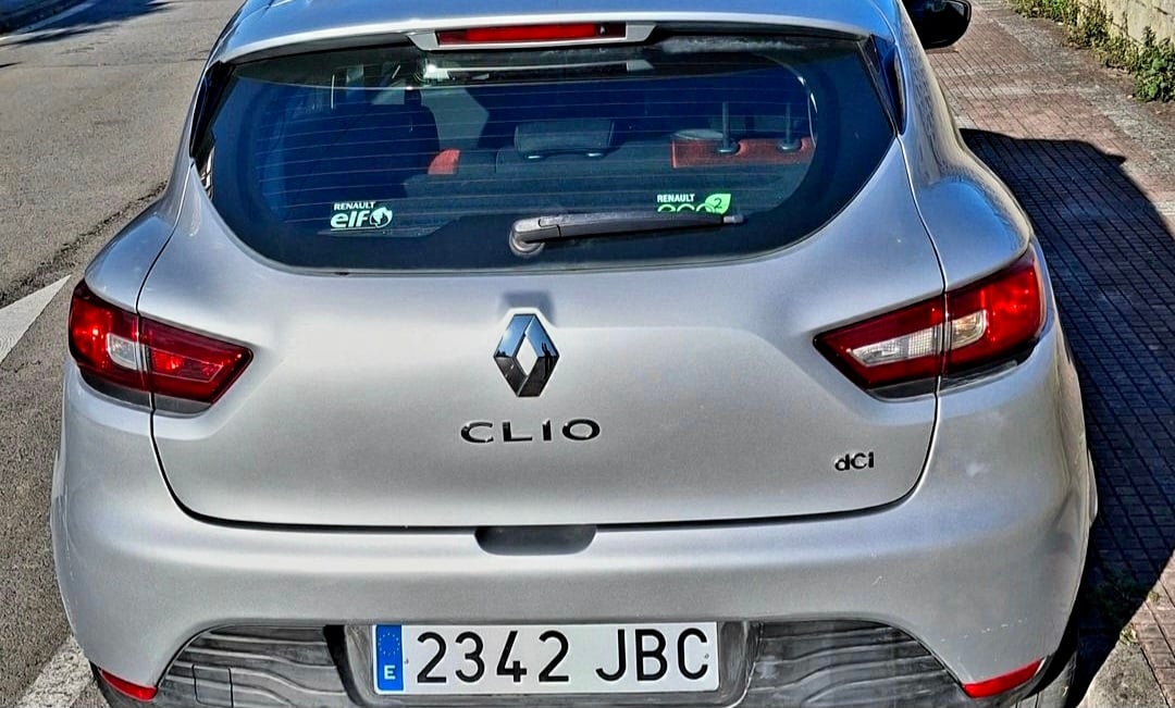 Renault Clio con Aire acondicionado