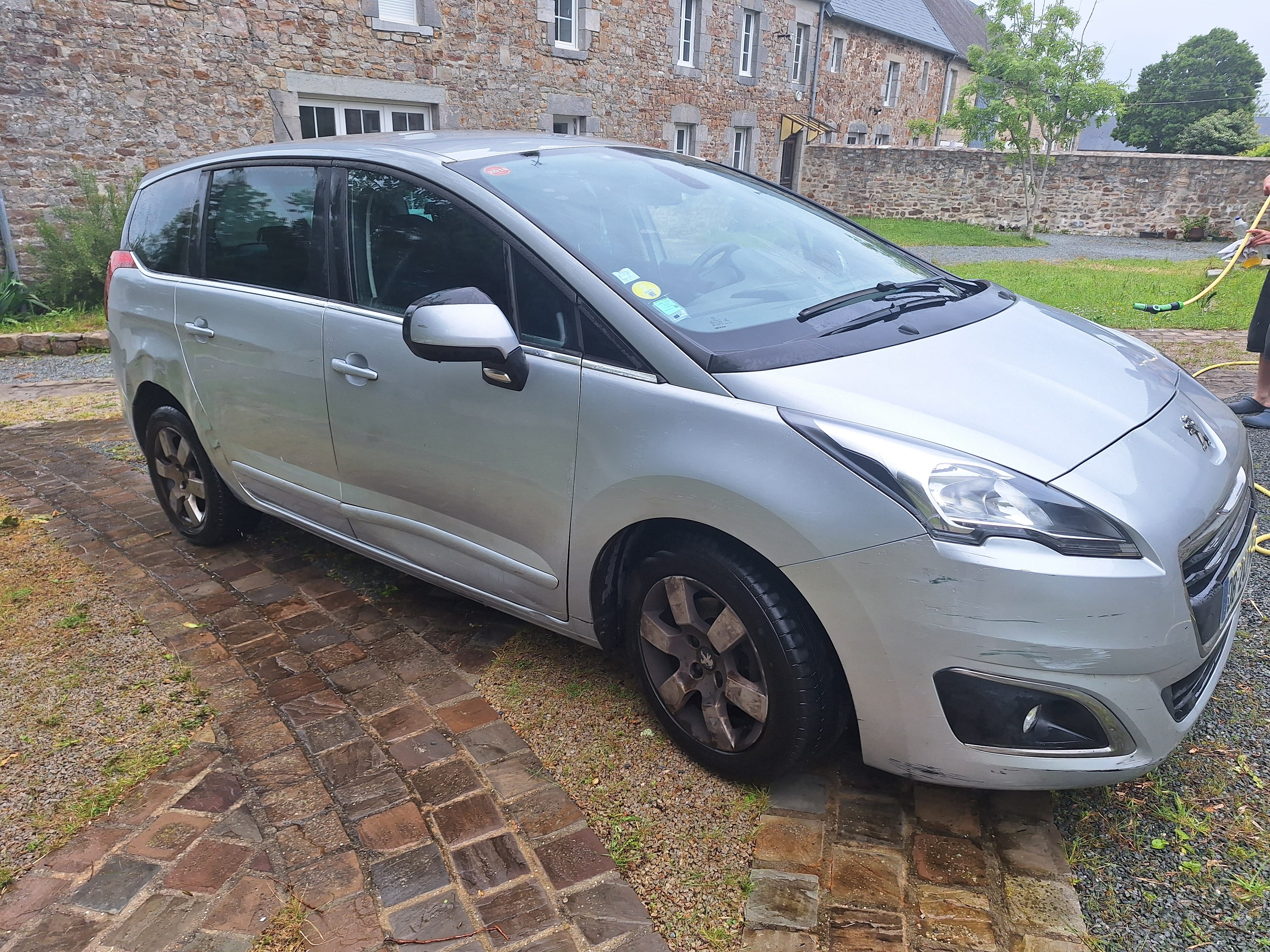 Peugeot 5008 avec Caméra de recul
