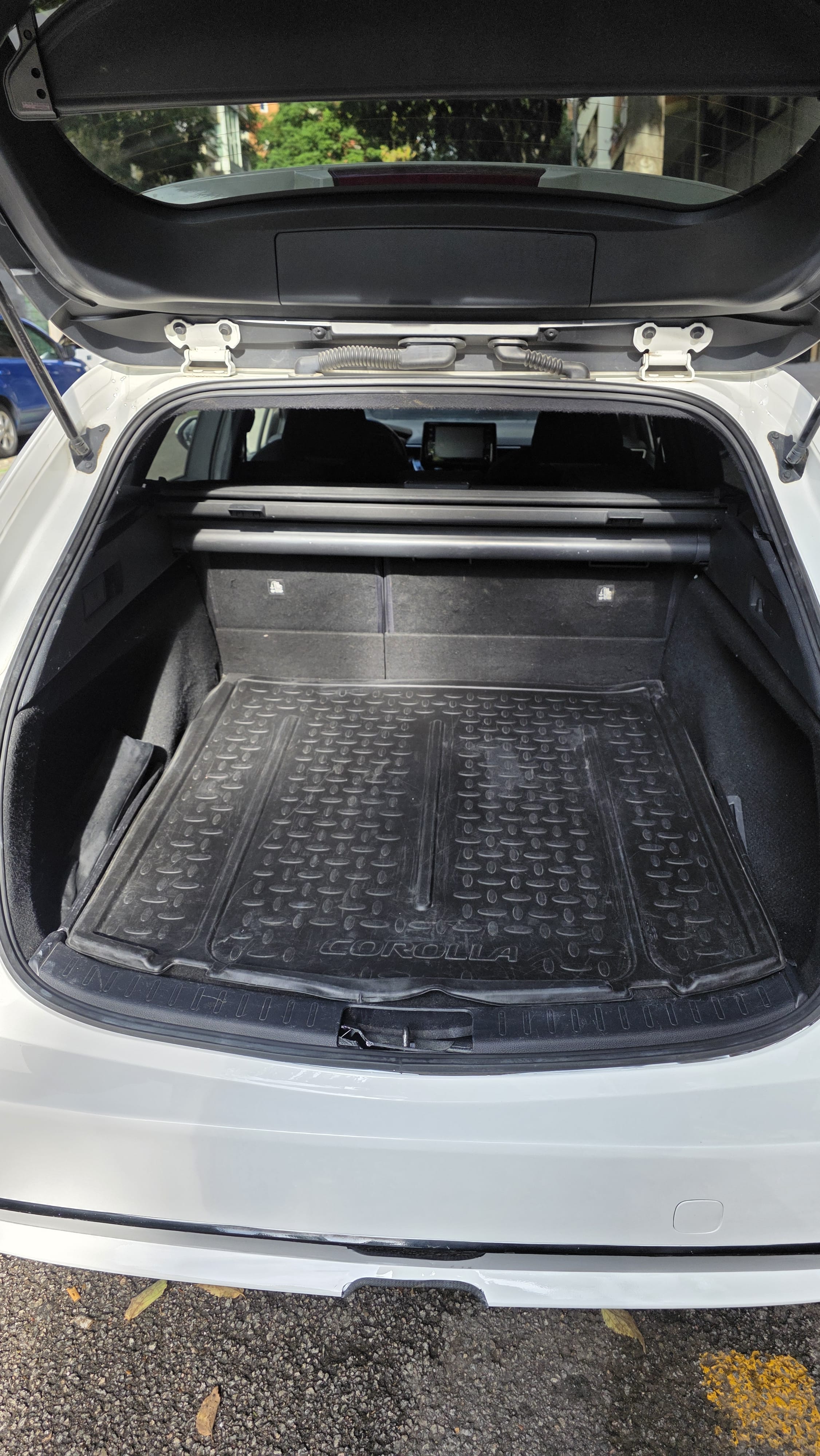 Toyota Corolla Hatchback avec Entrée audio / iPod