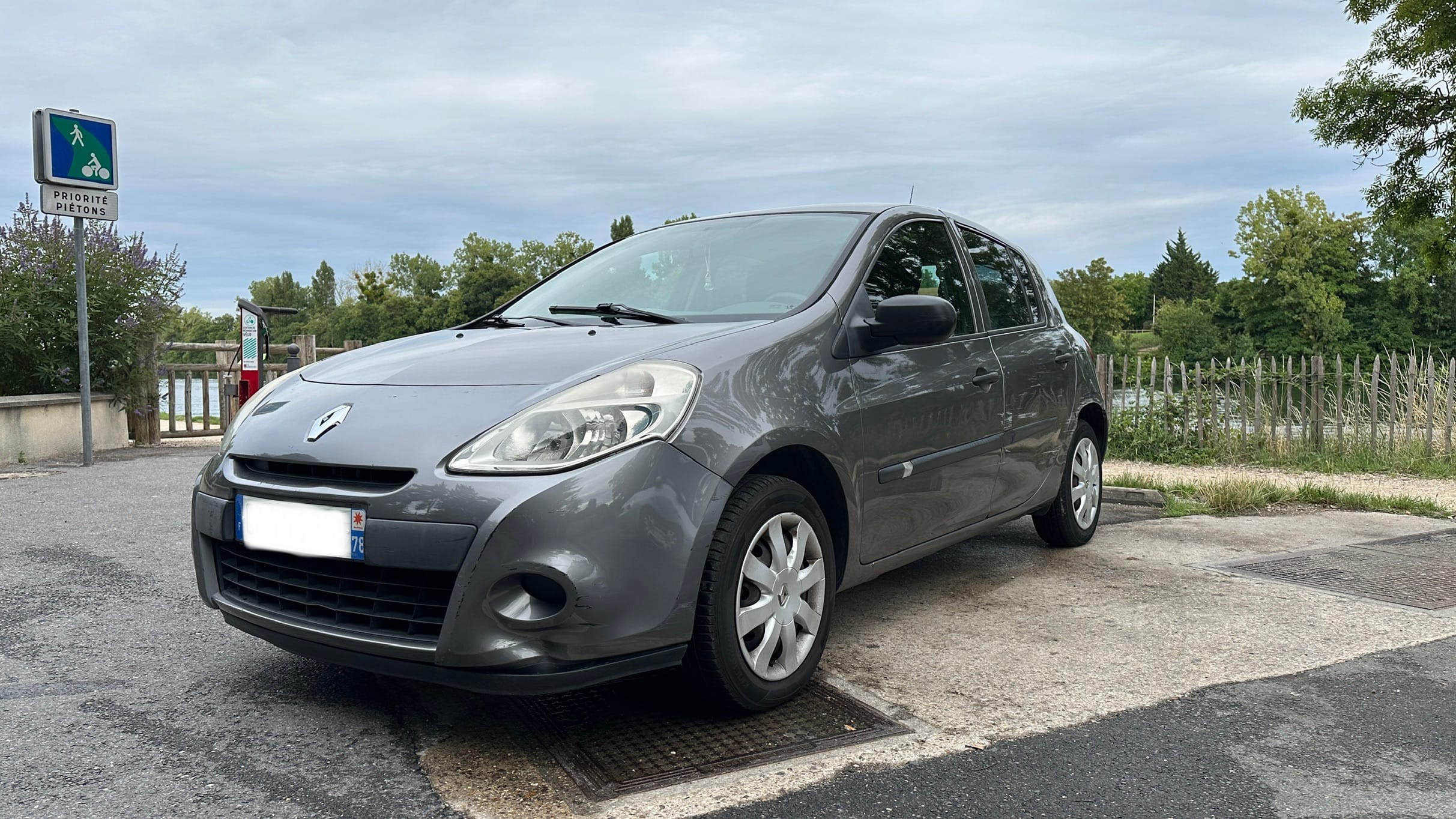 Renault Clio 1.2 75cv, 2012, Essence 98