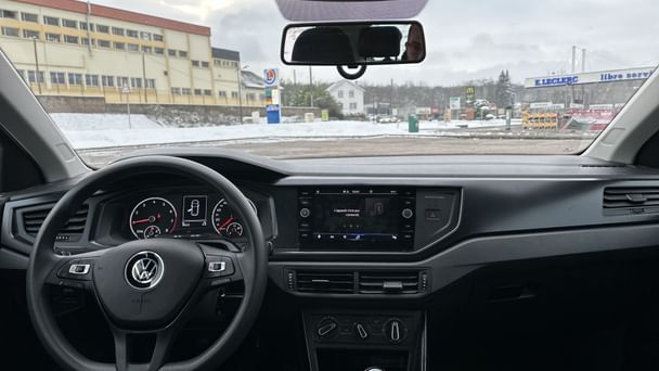 Volkswagen Polo Raffiné – Confort, éco et flexibilité 24/7 à Bordeaux, à quelques minutes de la gare ! avec Audio Bluetooth