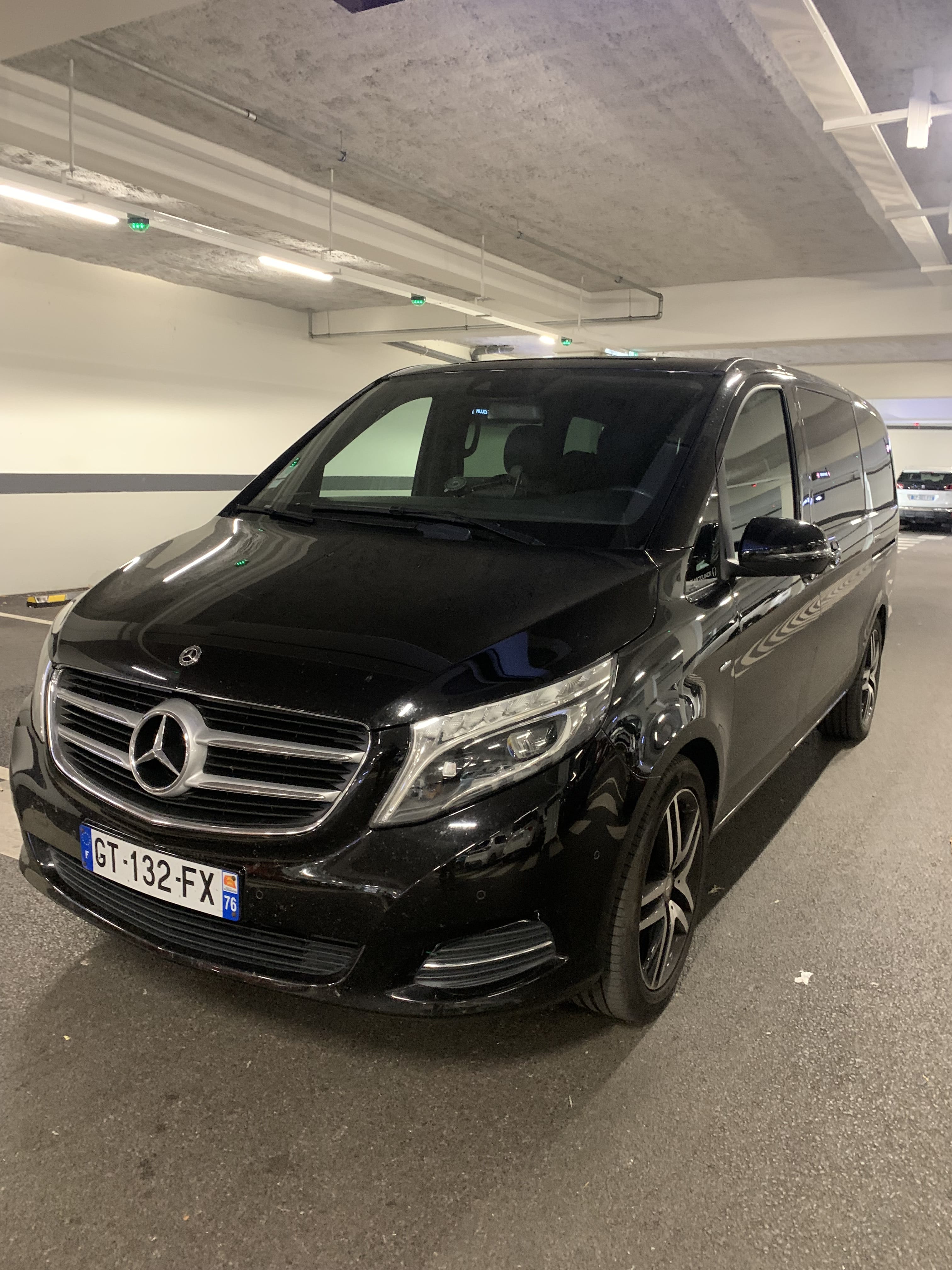Mercedes-Benz Classe V 220d mit Kindersitz