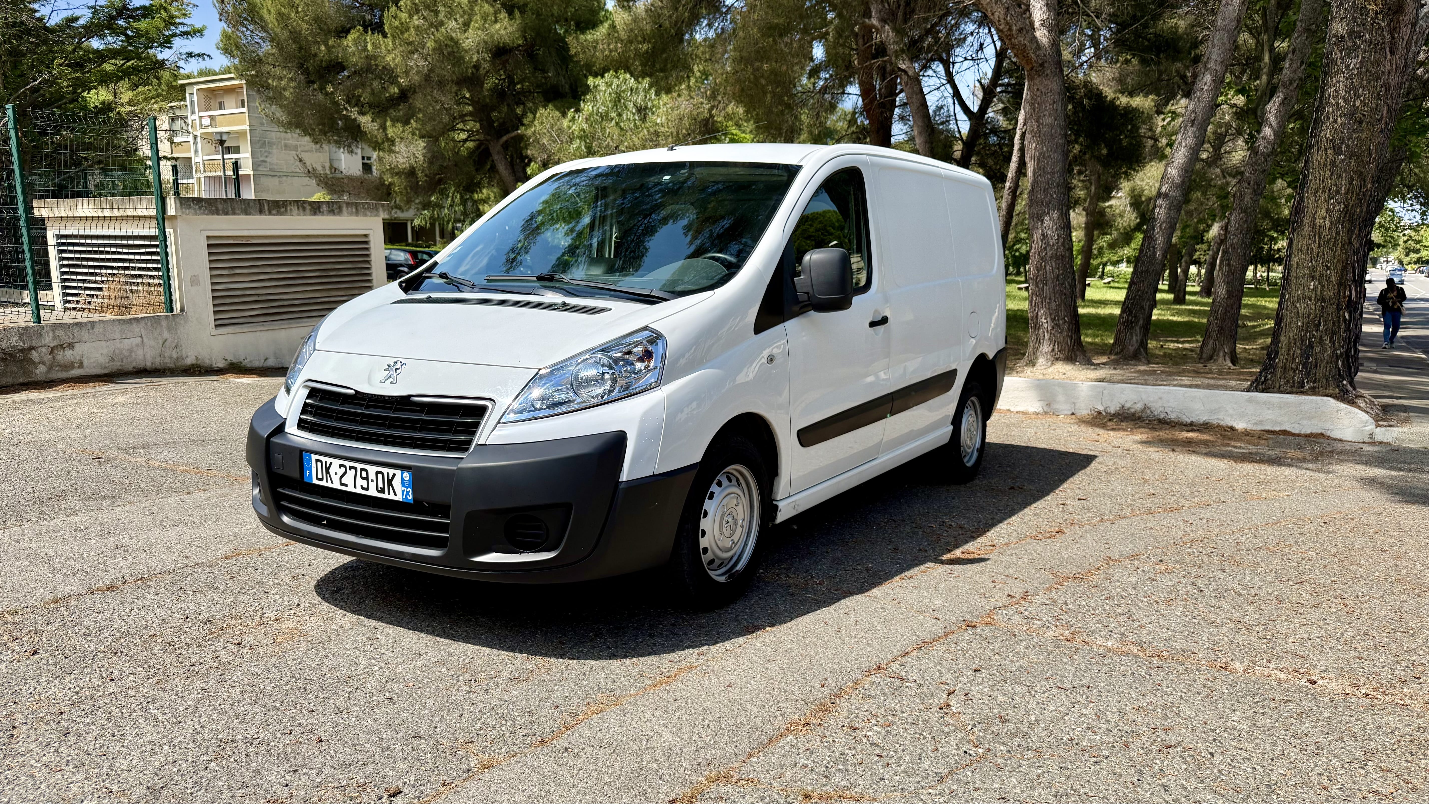 Peugeot Expert 2.0 hdi avec Climatisation