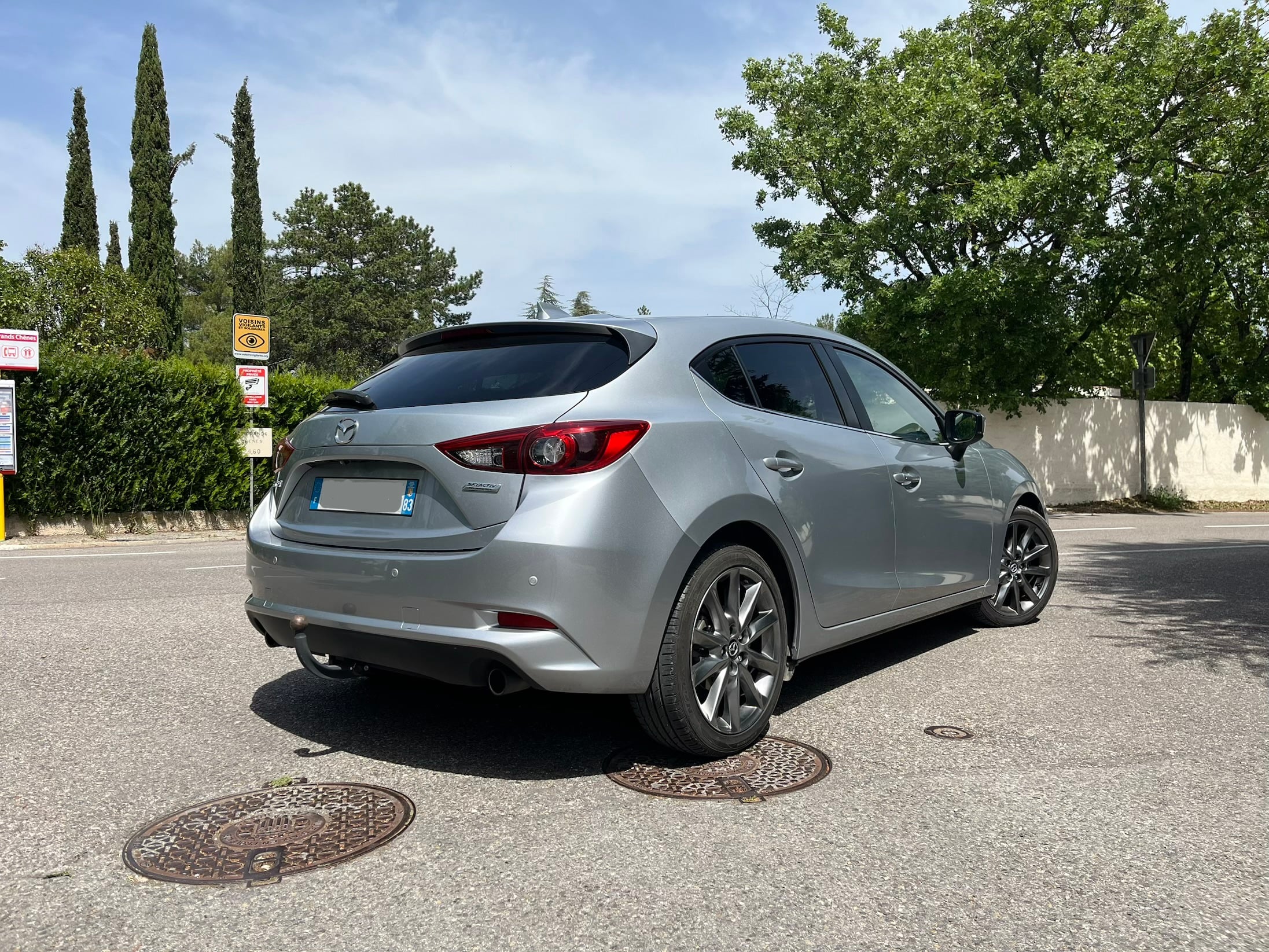 Mazda 3 2.0 avec Climatisation
