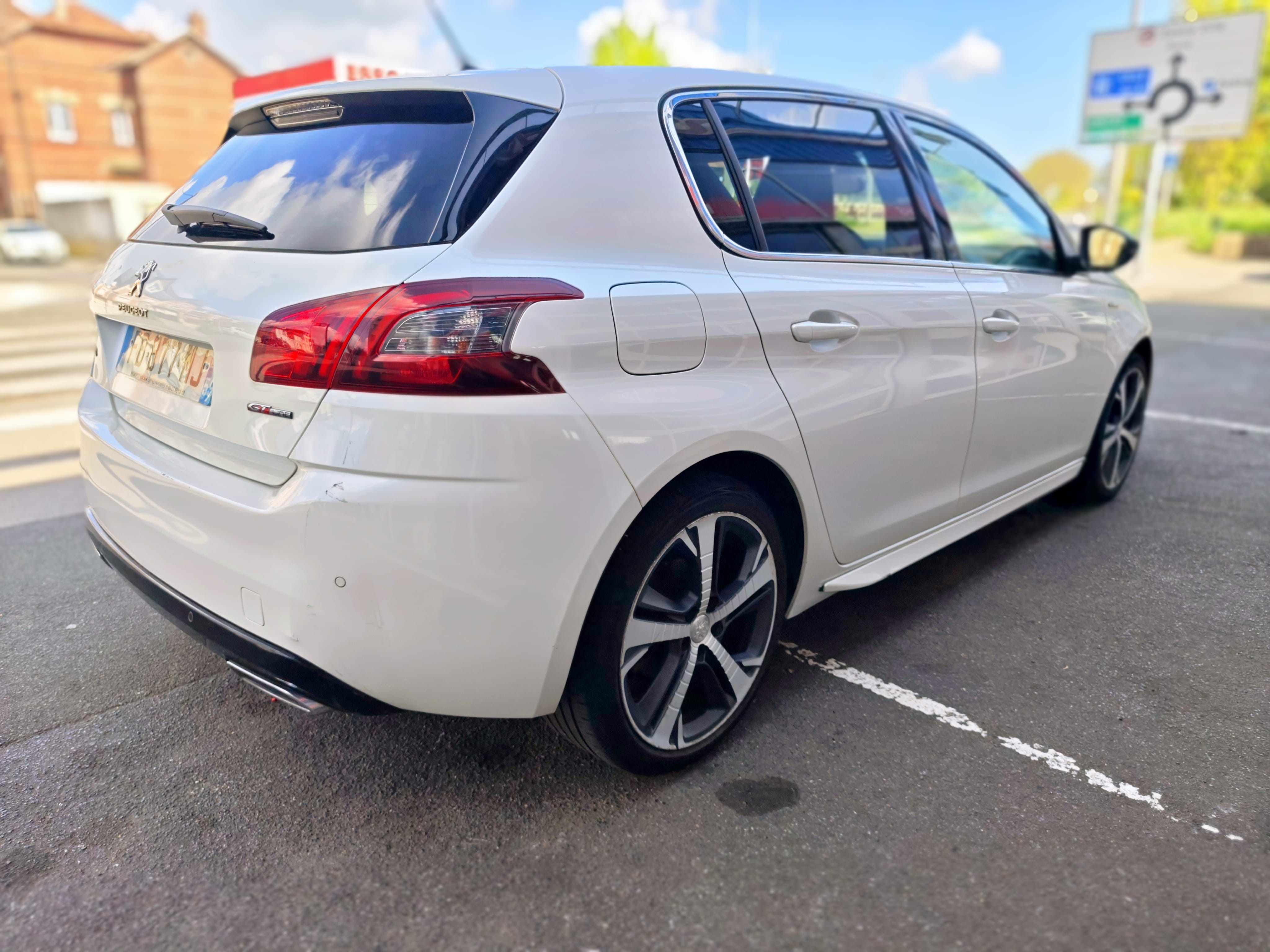 Peugeot 308 GT avec Caméra de recul