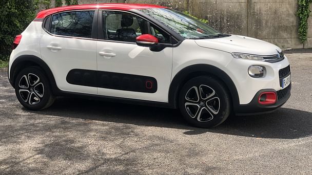 Citroen C3 Louez la Citroën C3 Essence – Confort, Technologie et Économie ! avec Climatisation