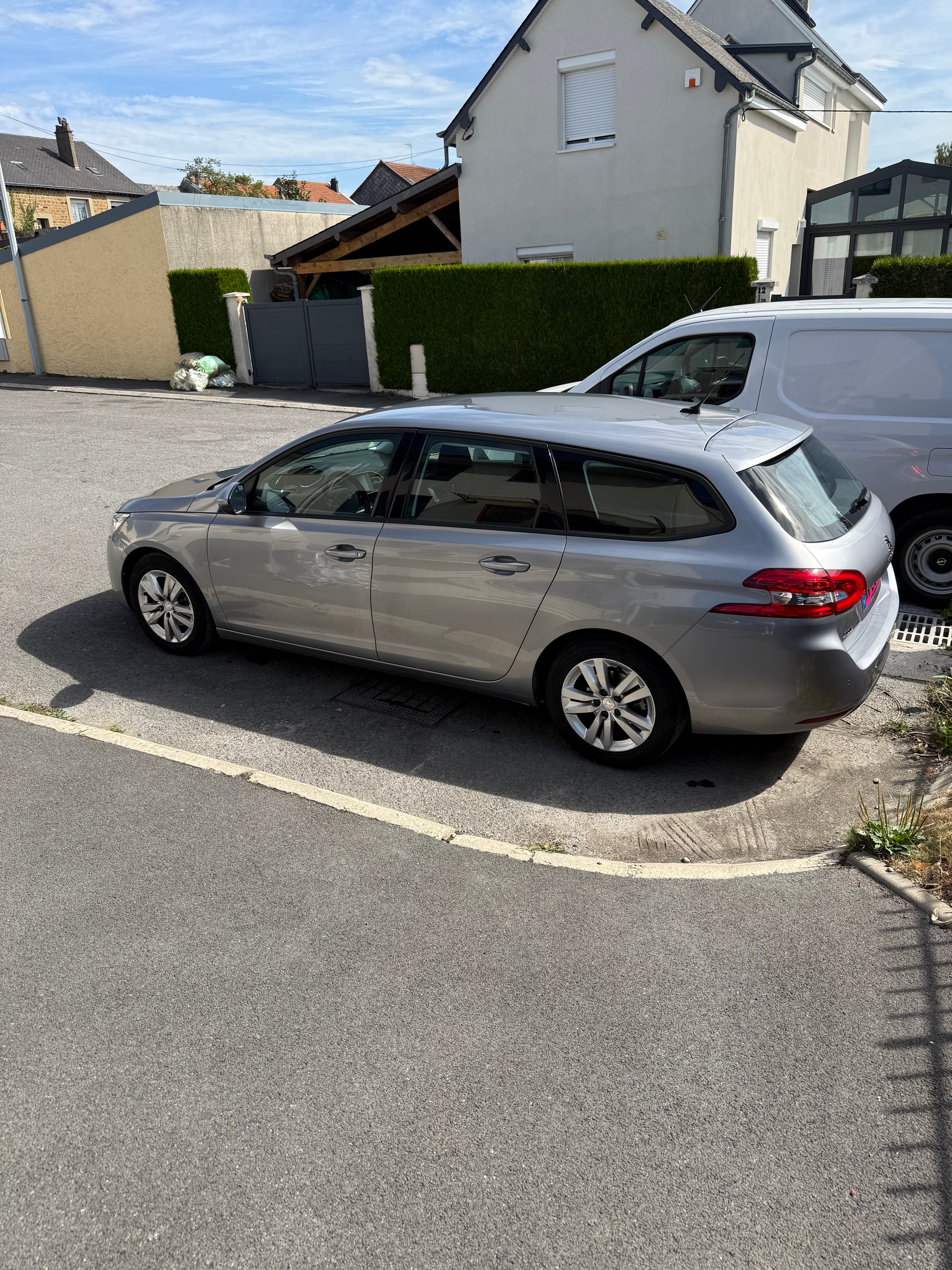 Peugeot 308 SW avec Climatisation
