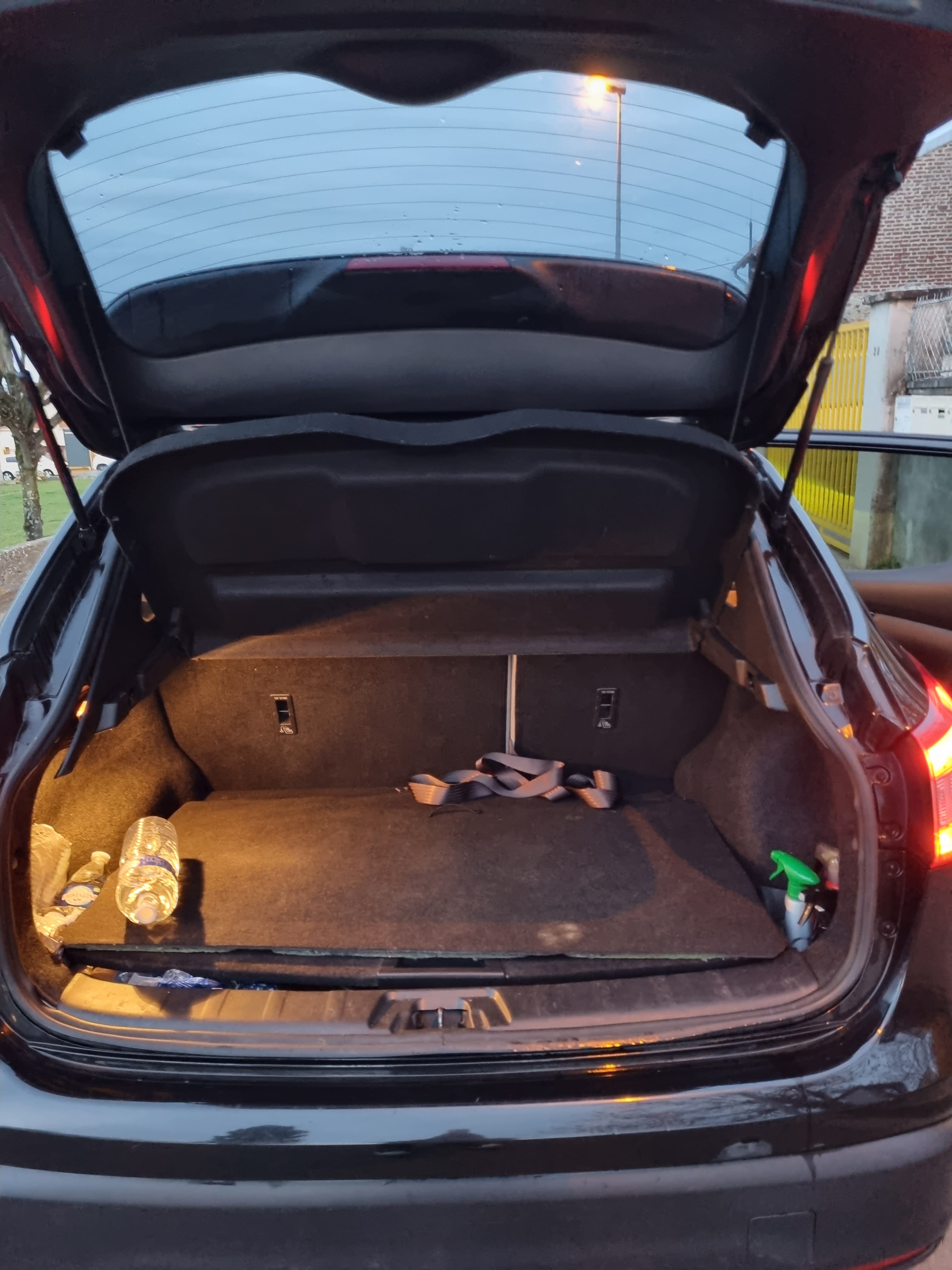 Nissan Qashqai avec Entrée audio / iPod