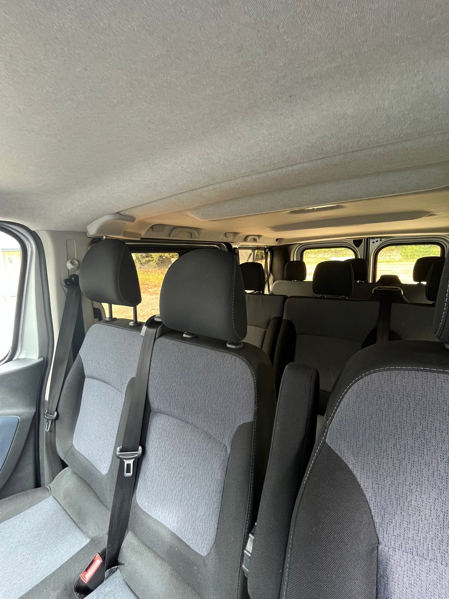 Opel Vivaro Combi avec Audio Bluetooth