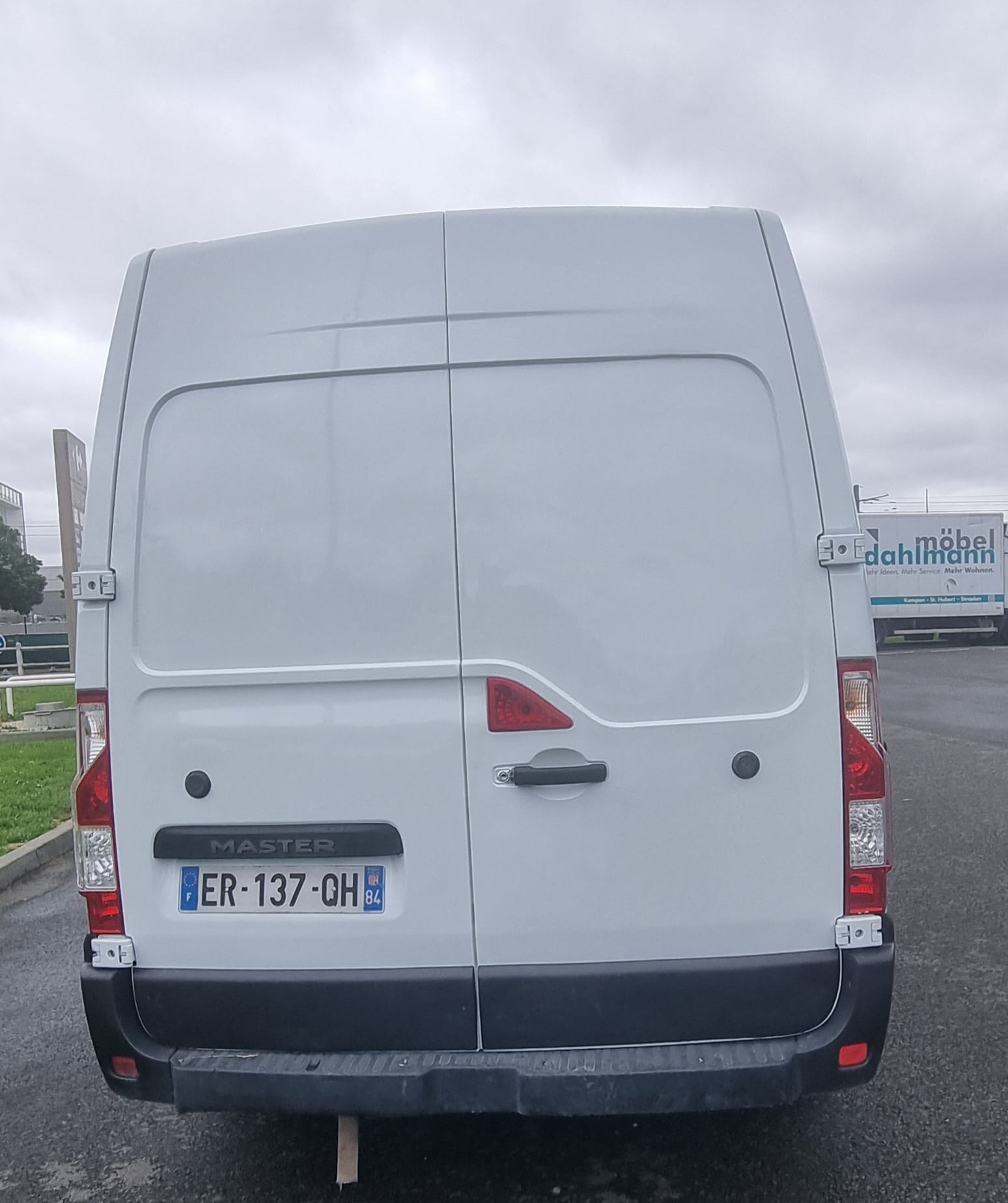 Renault Master avec Autoradio