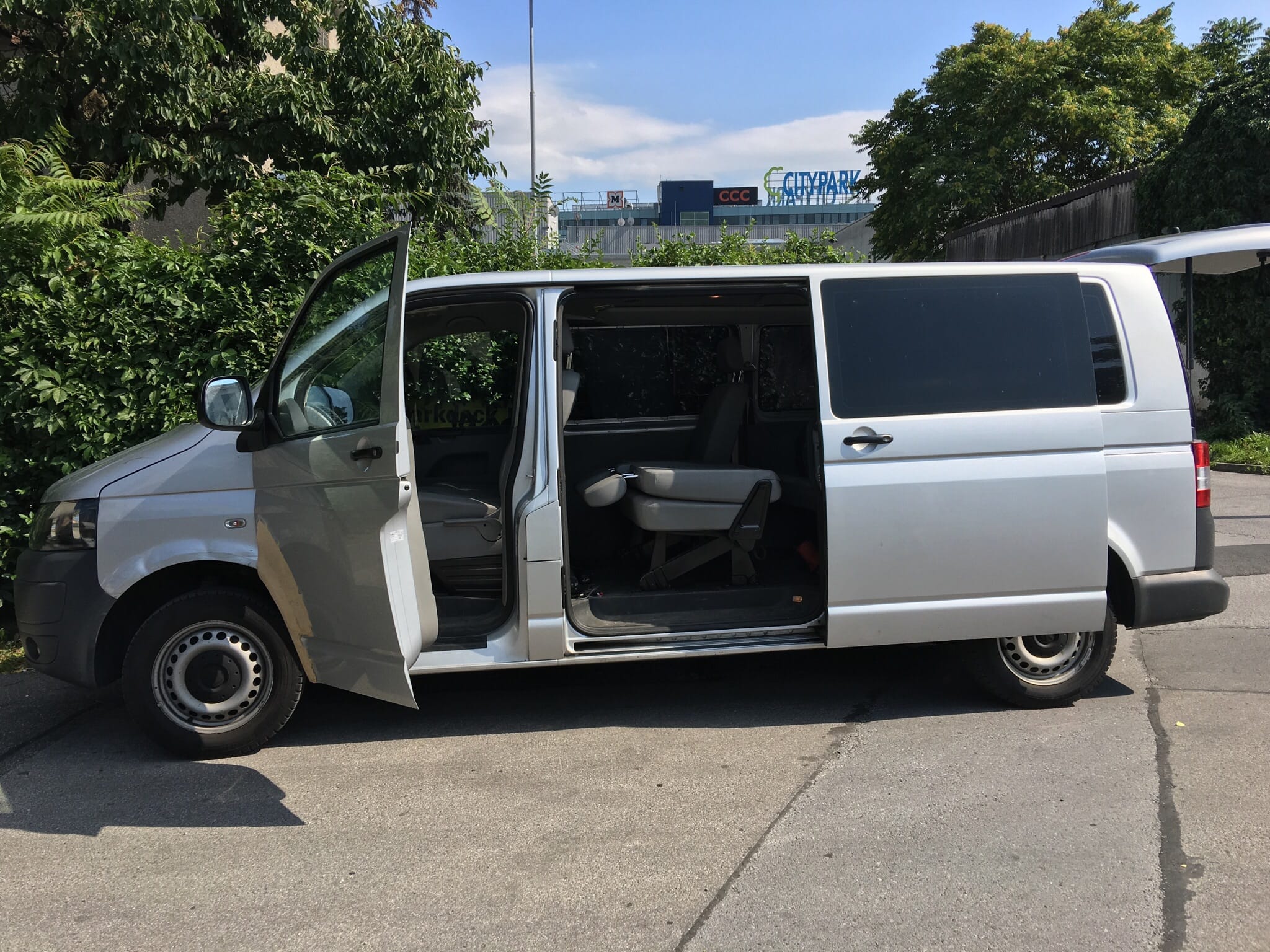 Volkswagen multivan 2011