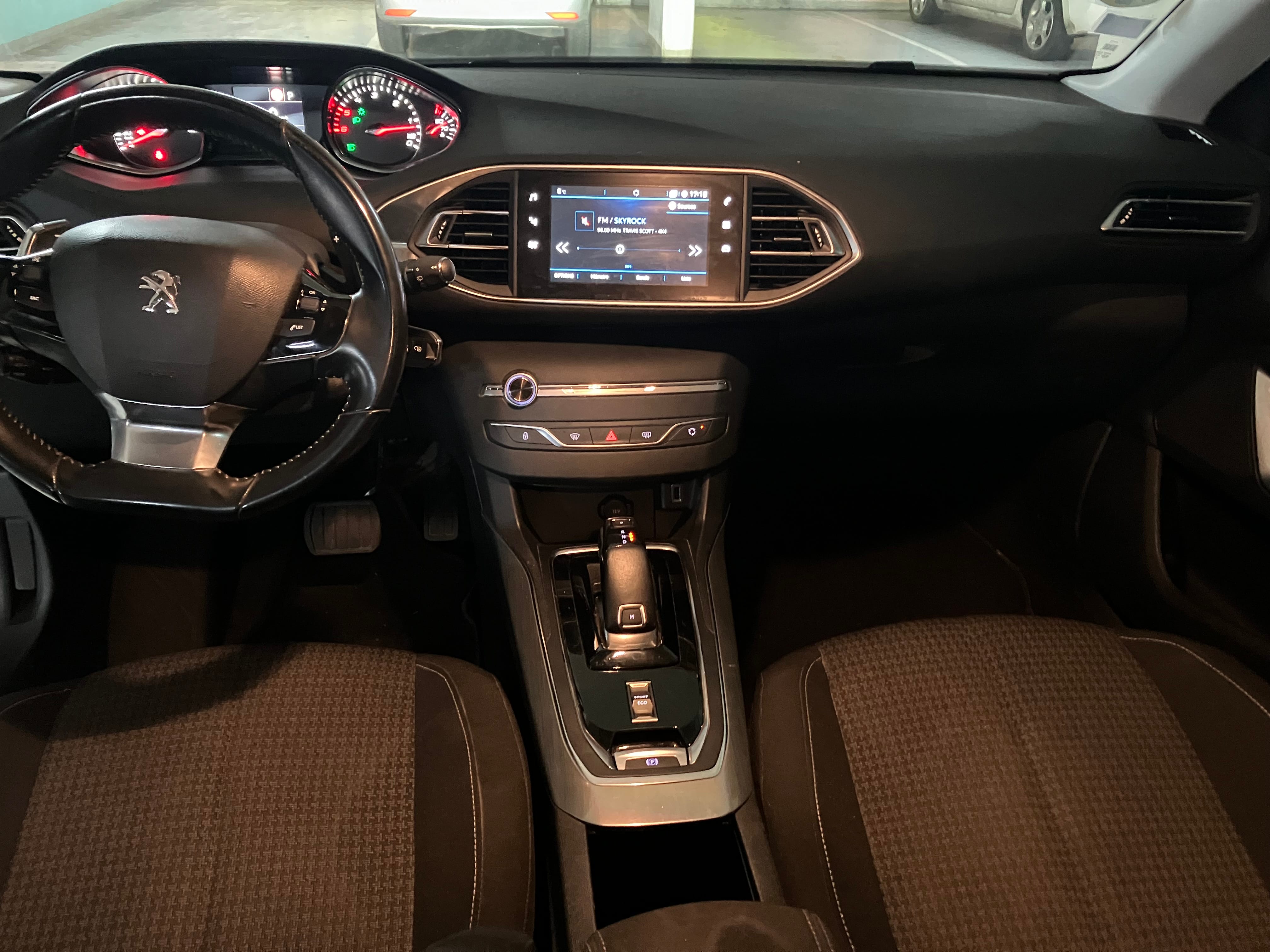Peugeot 308 SW avec Régulateur de vitesse