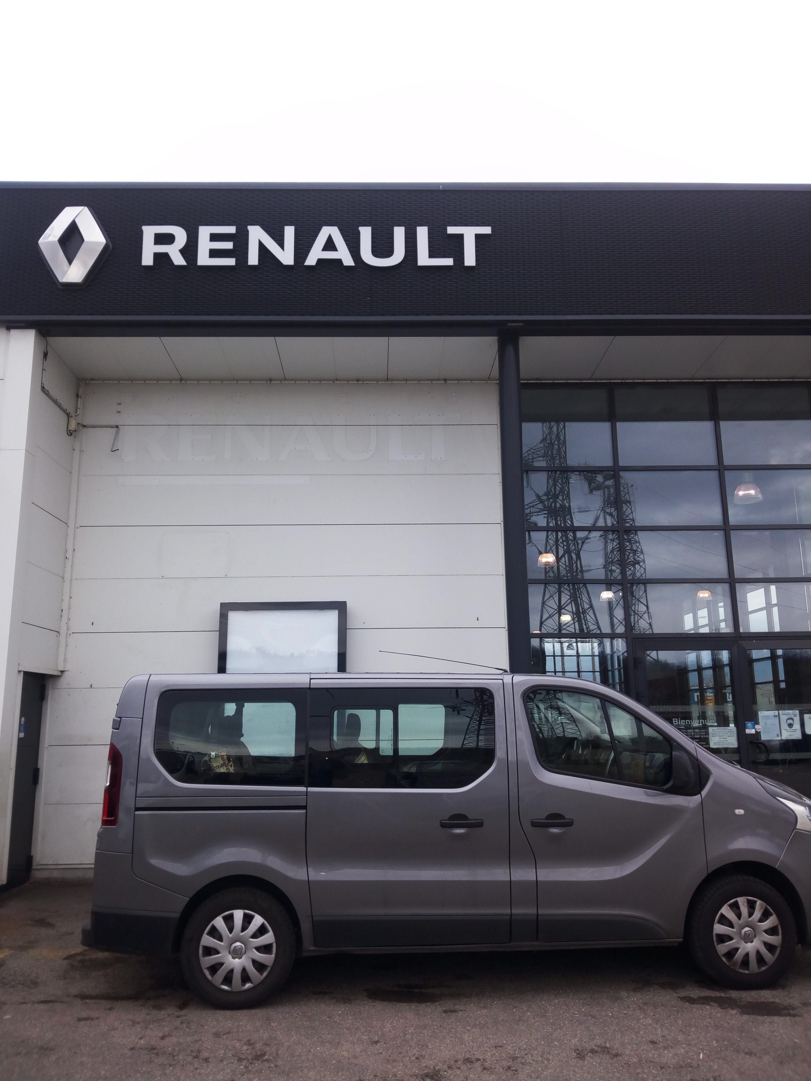 Renault Trafic Passenger avec Climatisation