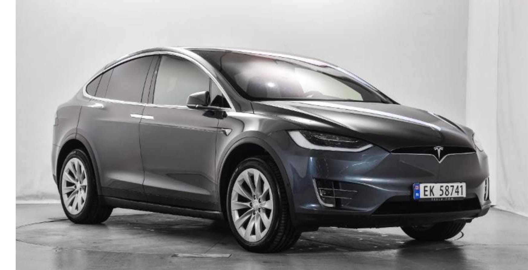 Tesla Model X, 2017, Elektrisk, automatisk, 6 seter