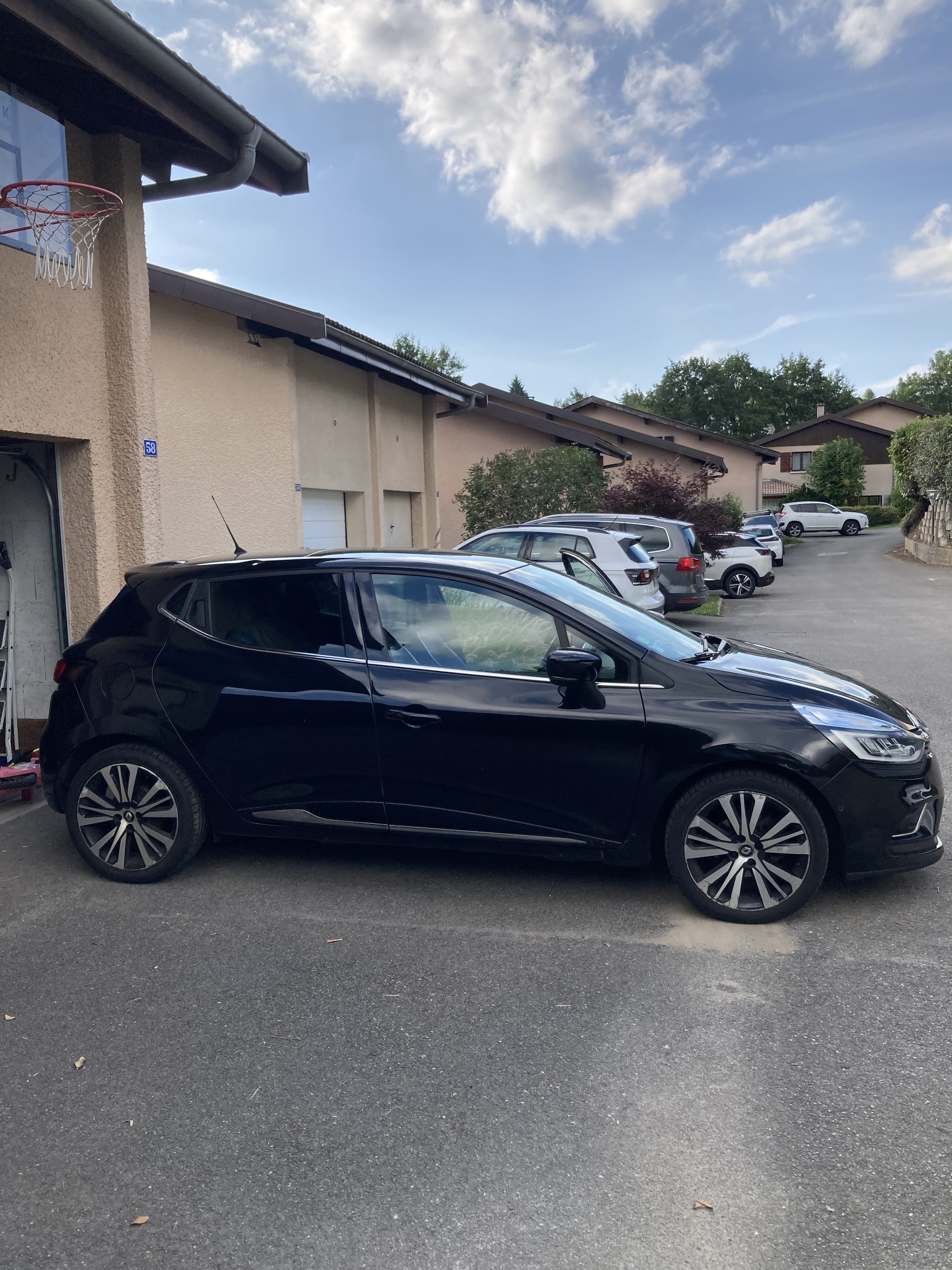 Renault Clio avec Climatisation