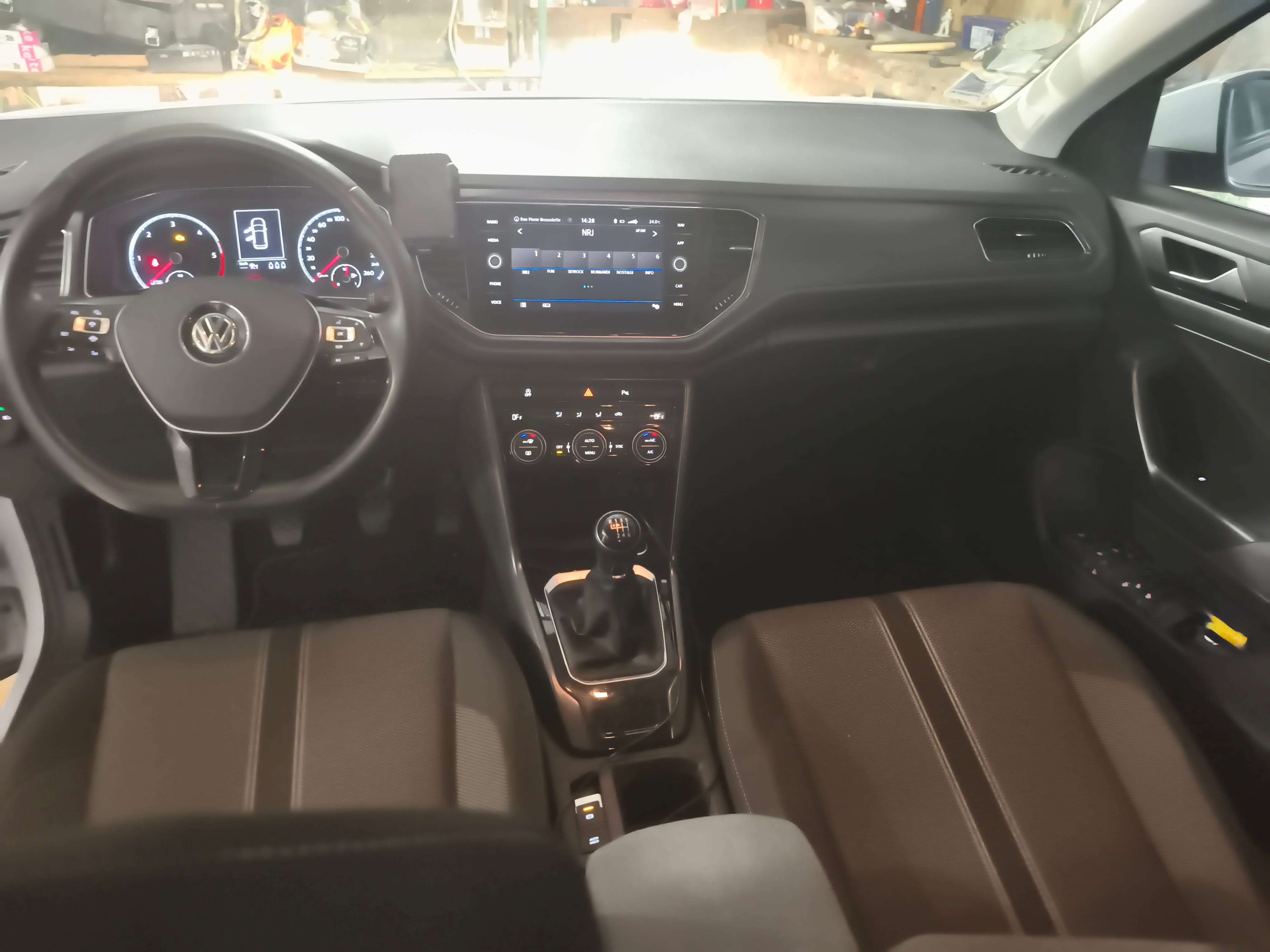 Volkswagen T-Roc avec GPS