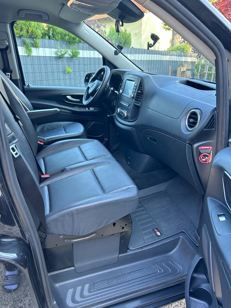 Mercedes-Benz Vito Tourer mit Navigationsgerät