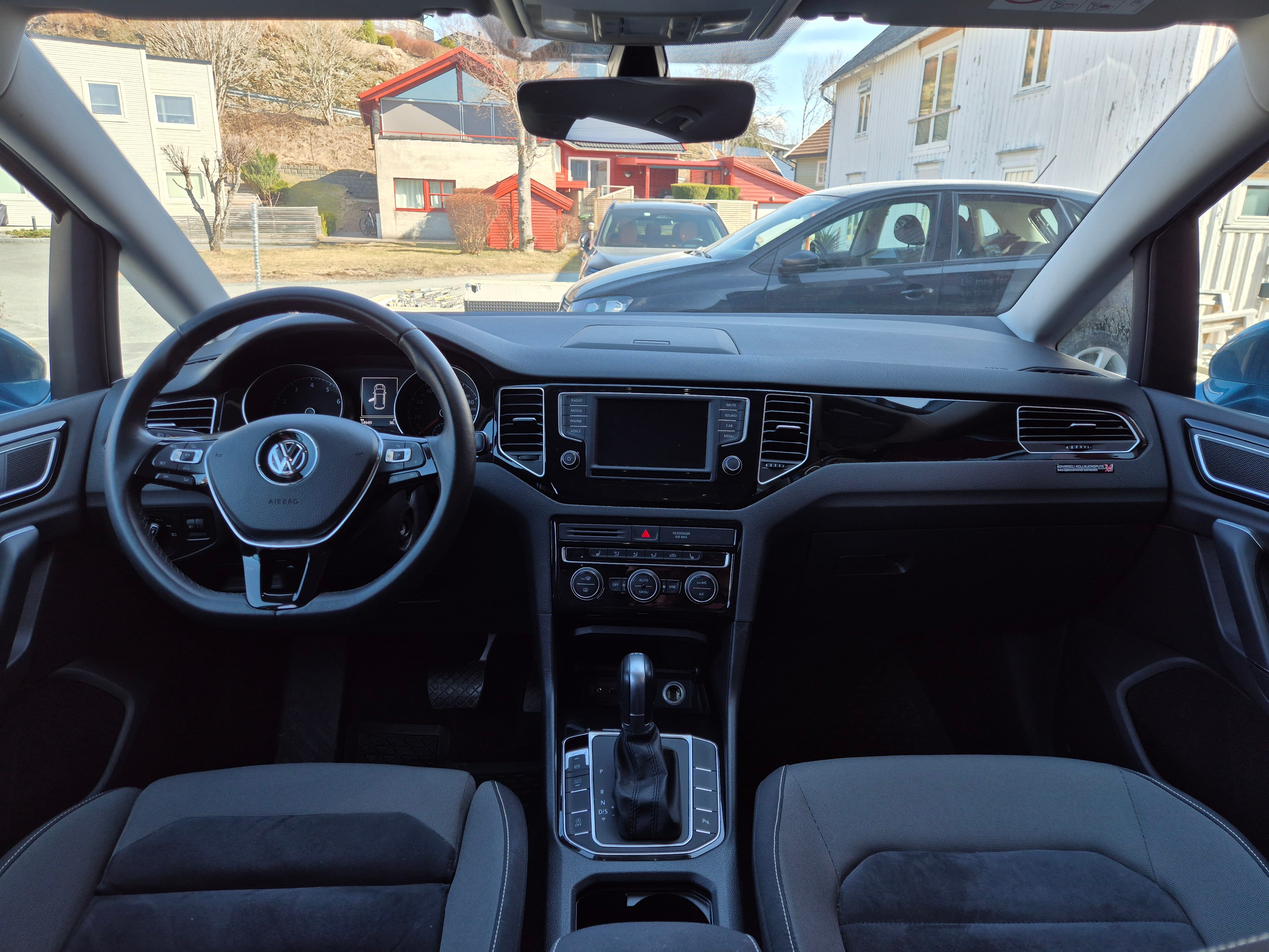 Volkswagen Golf Sportsvan med Bluetooth audio