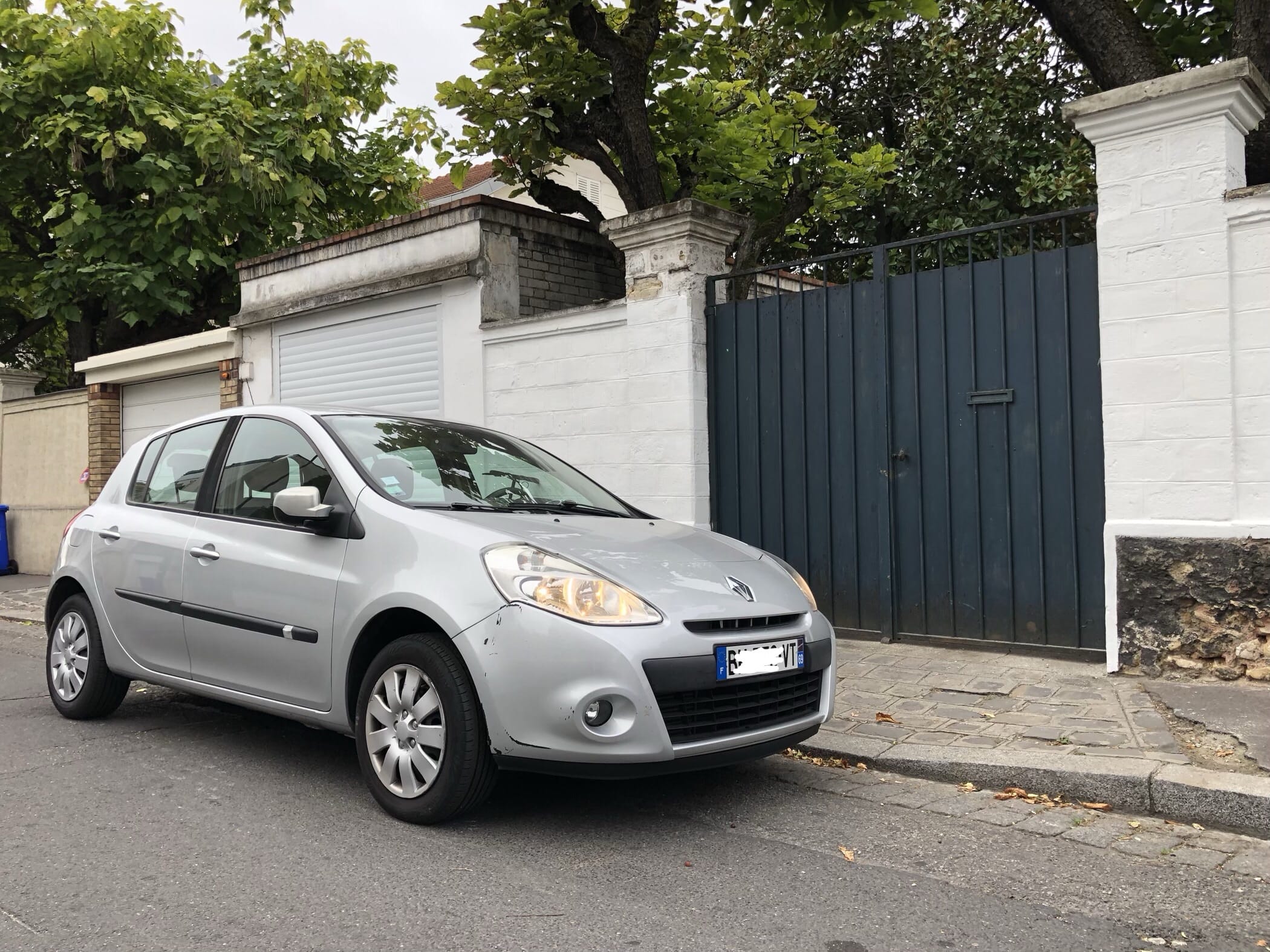 Renault Clio Eco Conso et siège auto en option, 2011, Diesel