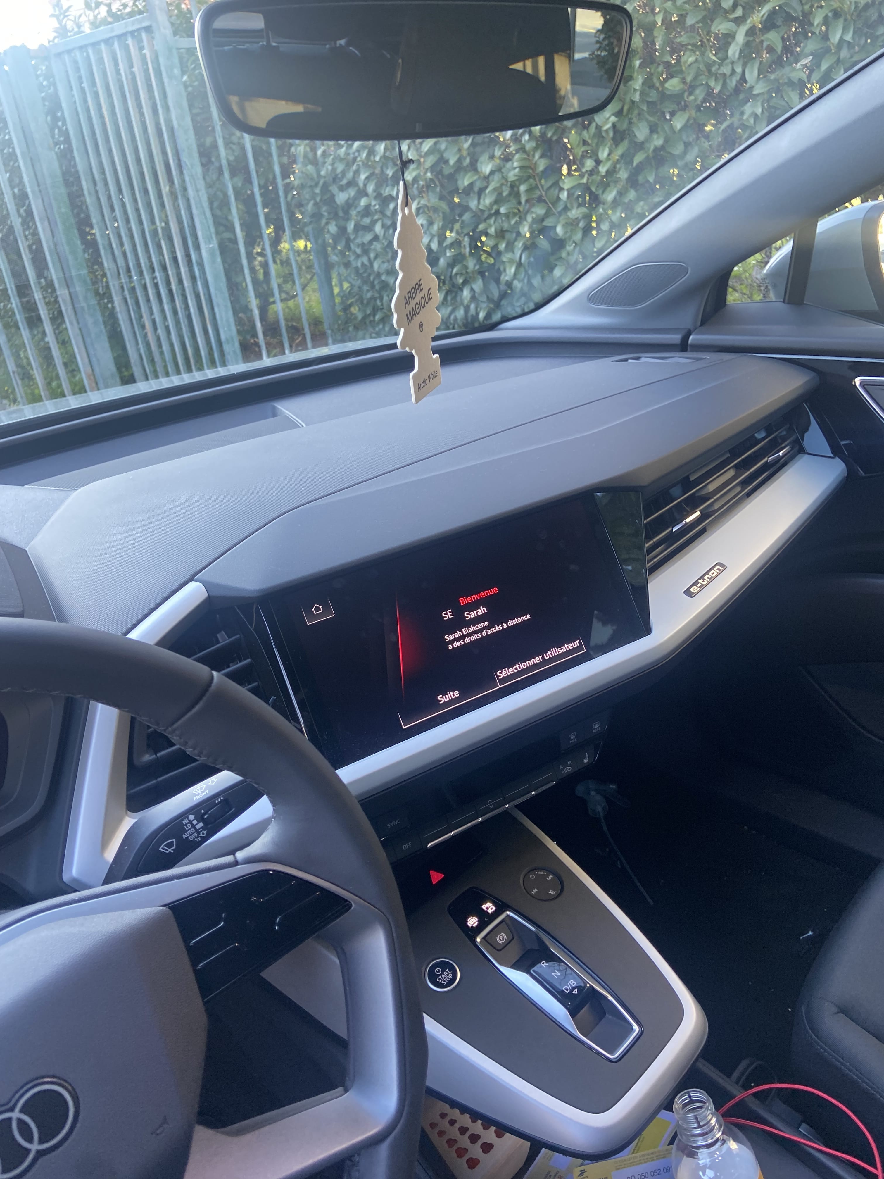 Audi Q4 45 e-tron quattro (AWD) avec Régulateur de vitesse