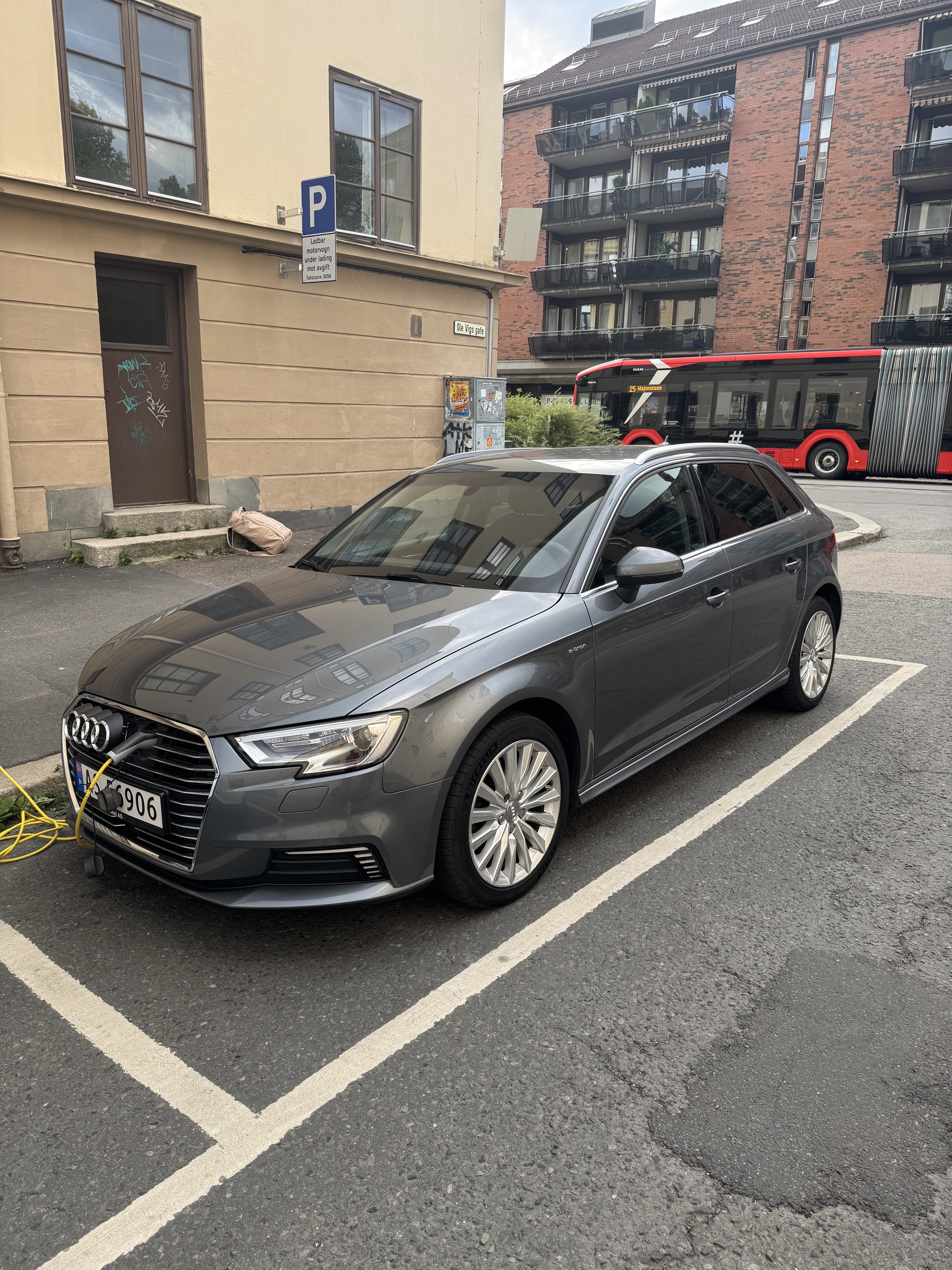 Audi A3 Sportback e-tron 1.4T Premium, 2018, Blyfri 95 / Électrique (hybride), automatique