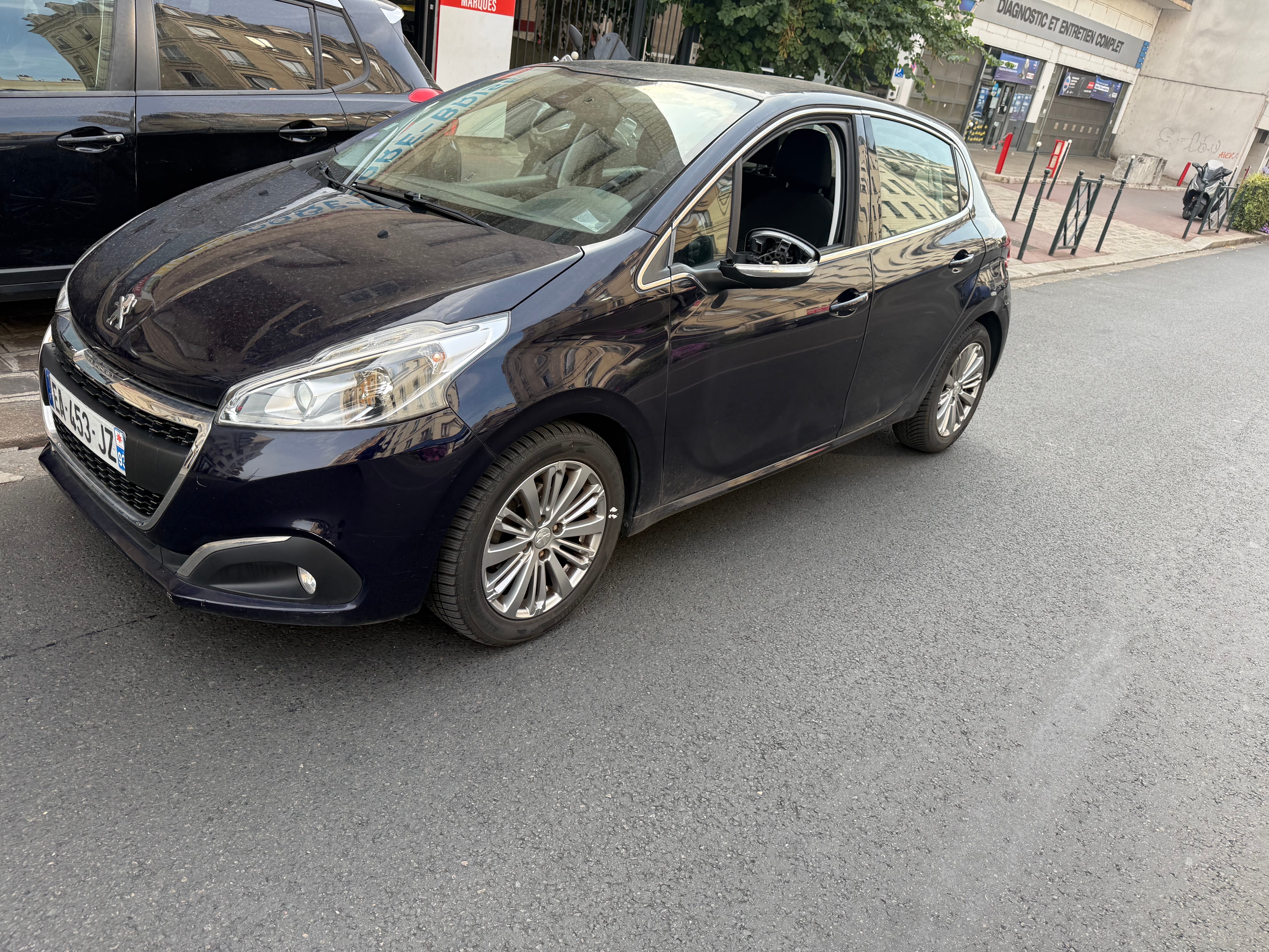 Peugeot 208 avec Climatisation