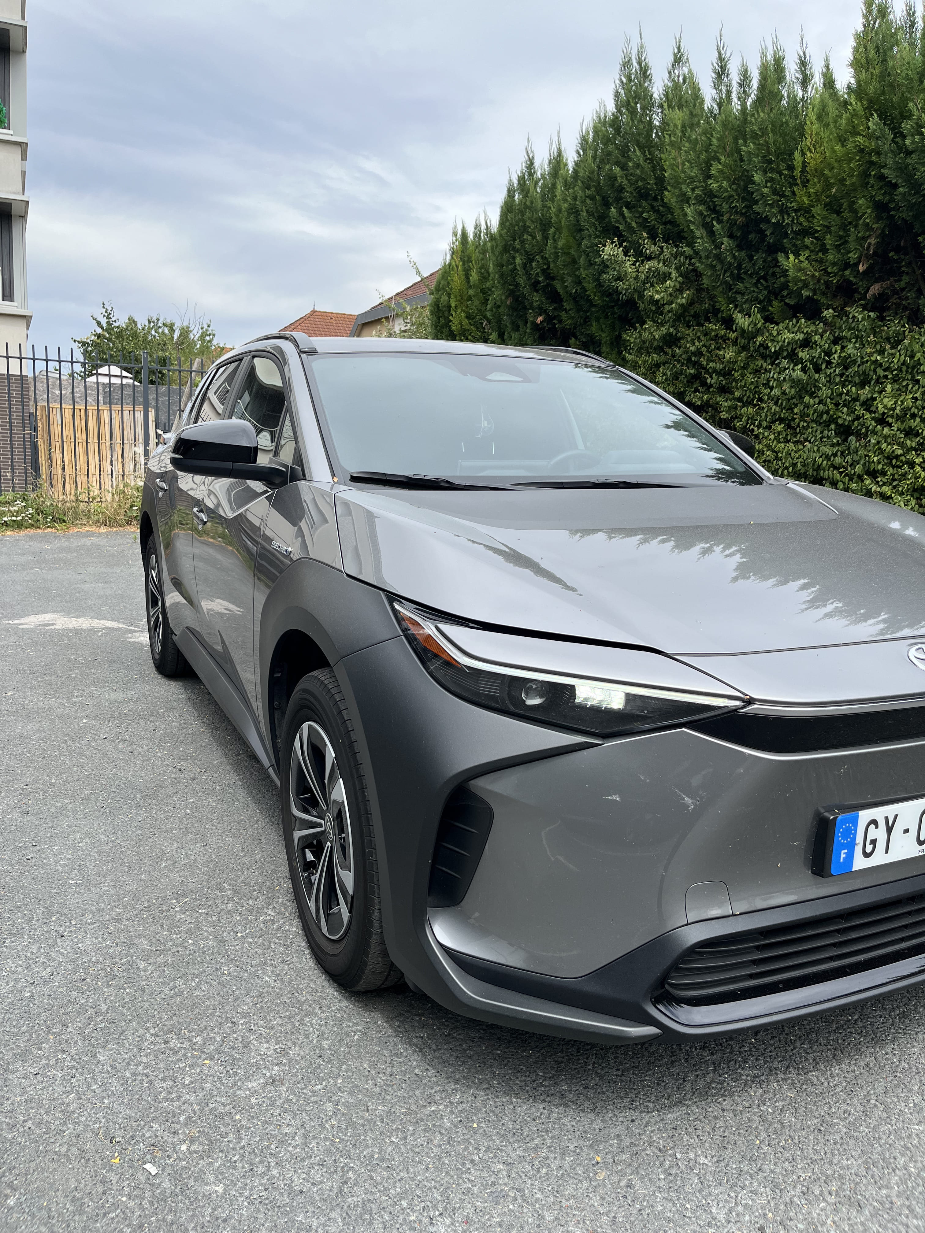 Toyota bZ4X avec Quatre roues motrices