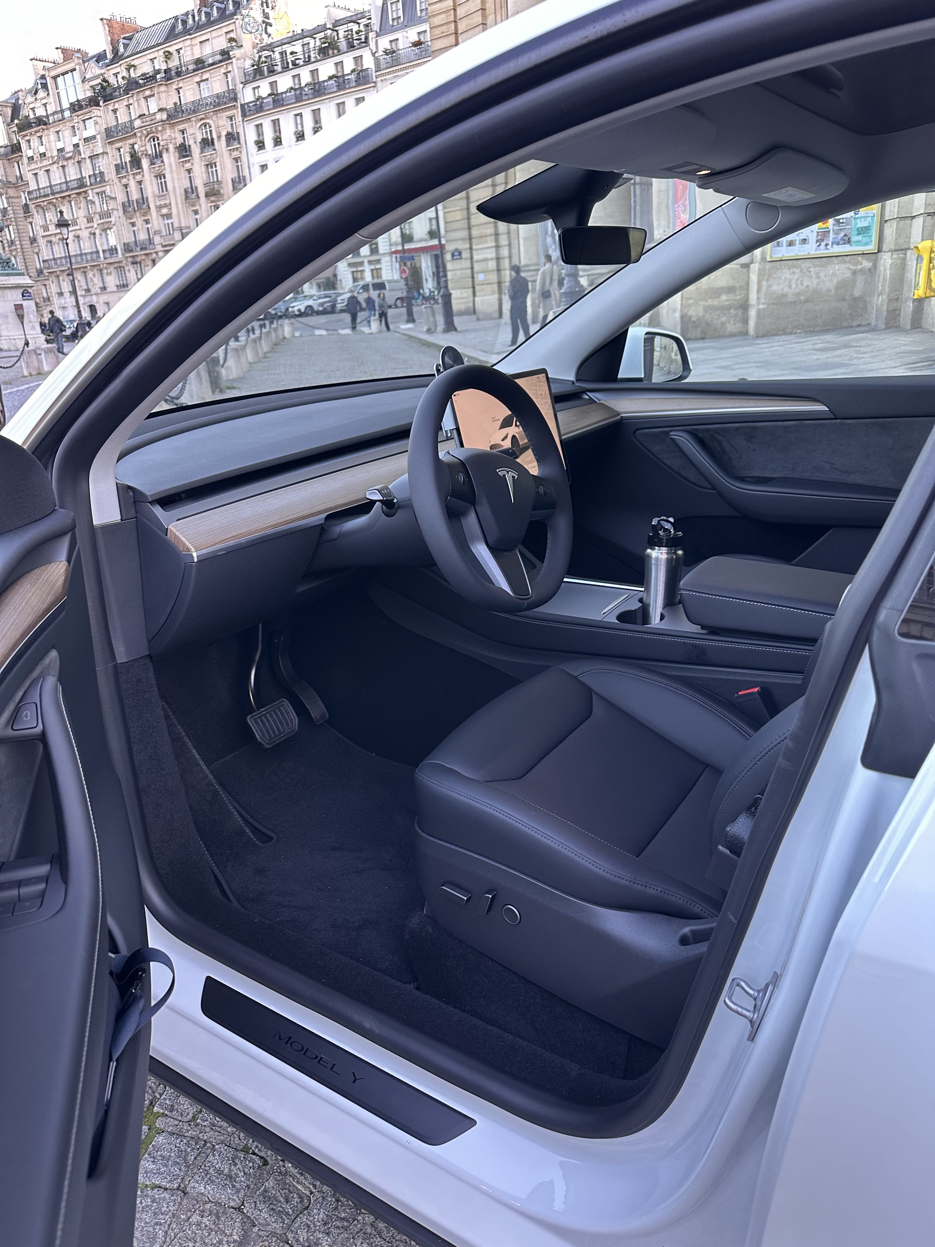 Tesla Model Y avec Dashcam