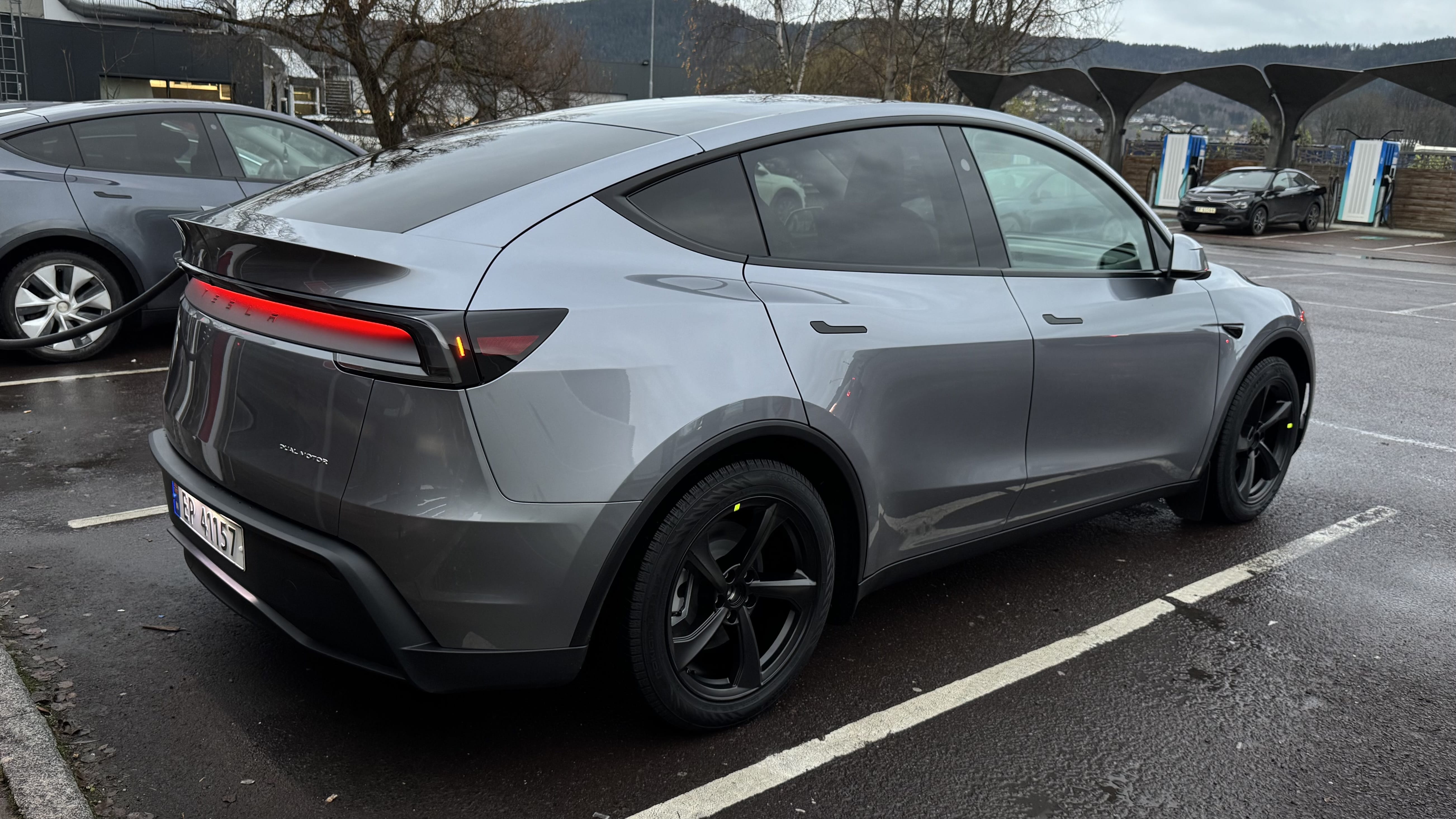 Tesla Model Y Performance, 2025, Elektrisk, automatisk