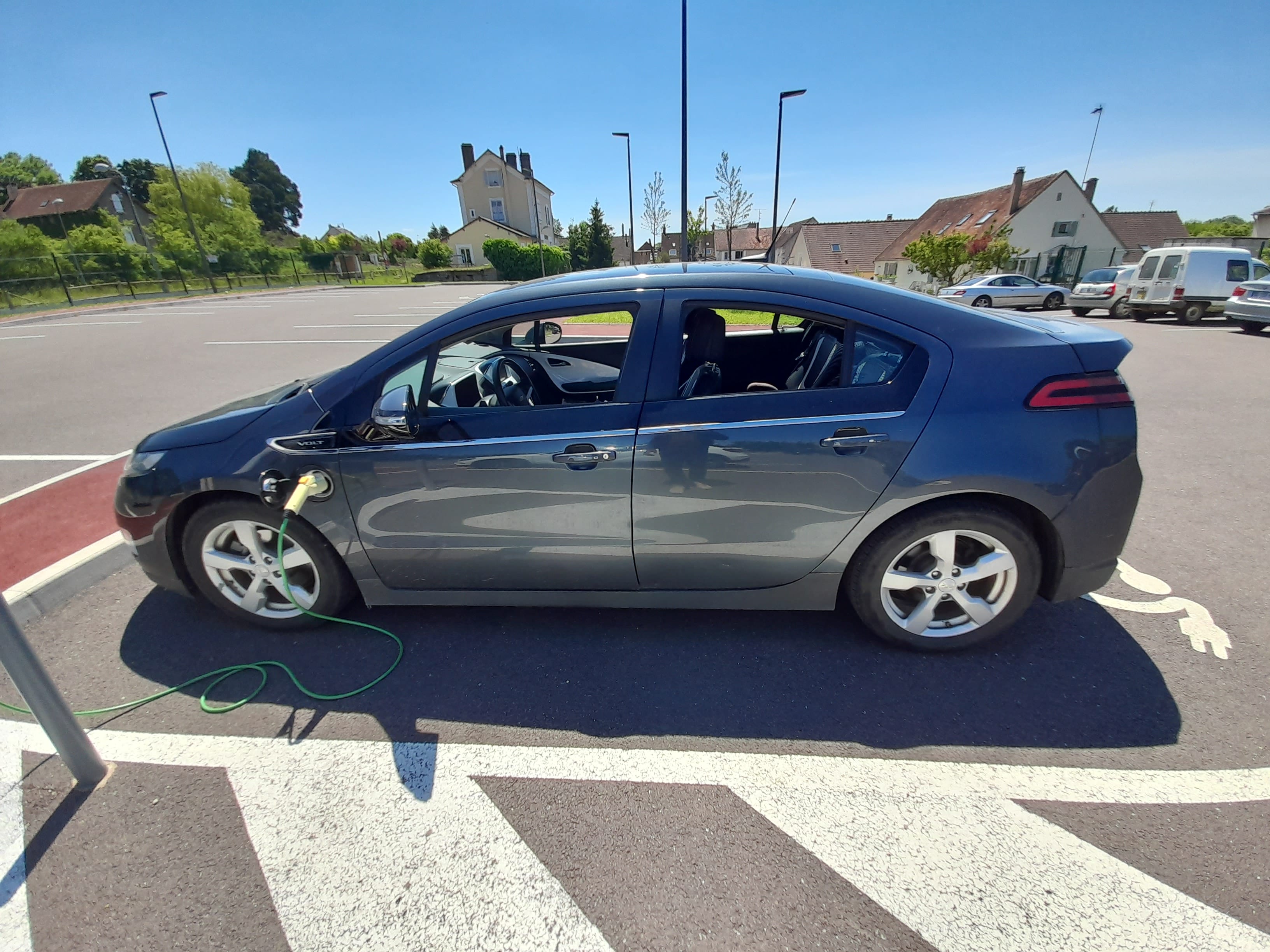 Chevrolet Volt avec Climatisation
