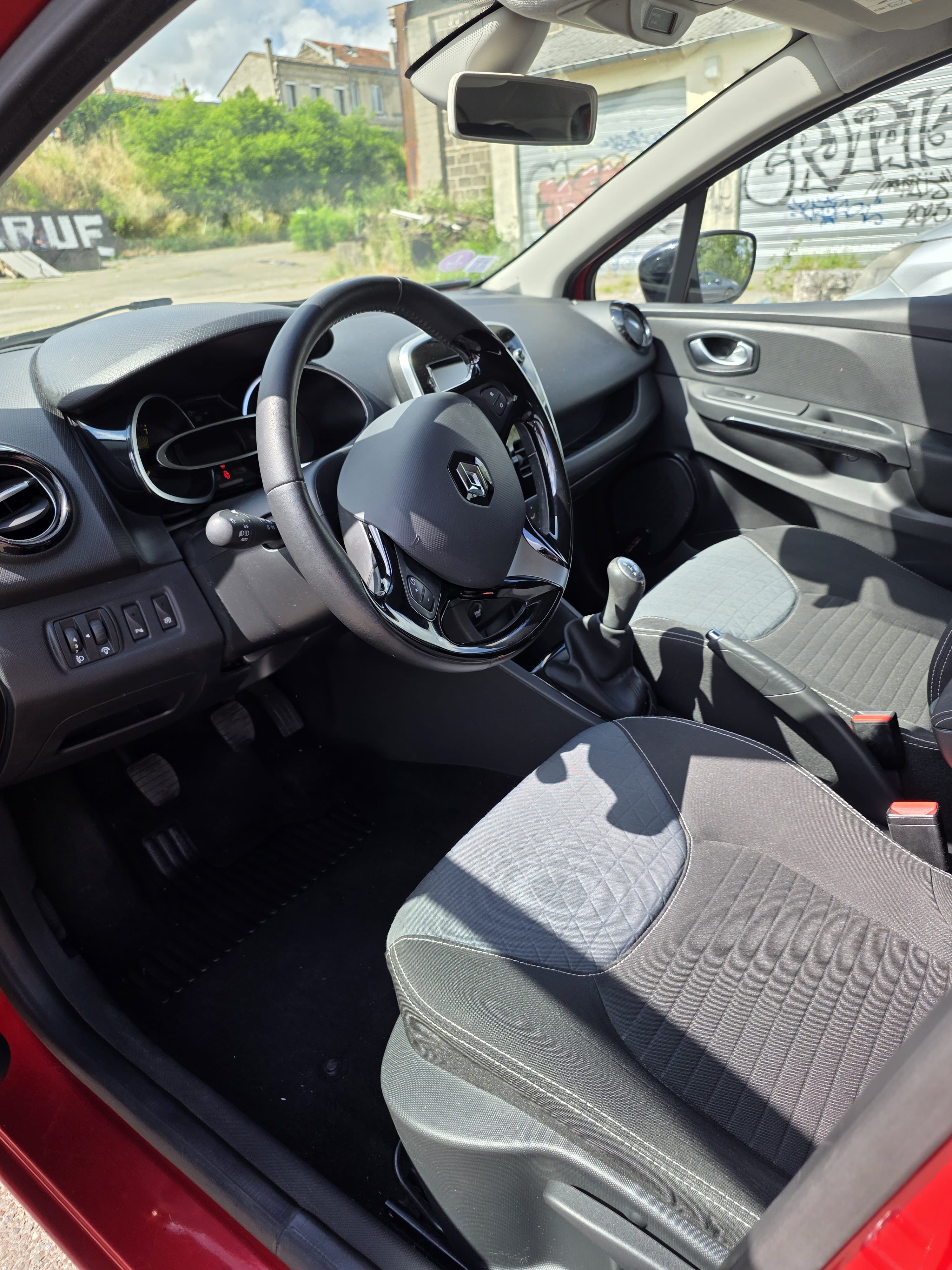 Renault Clio avec Régulateur de vitesse