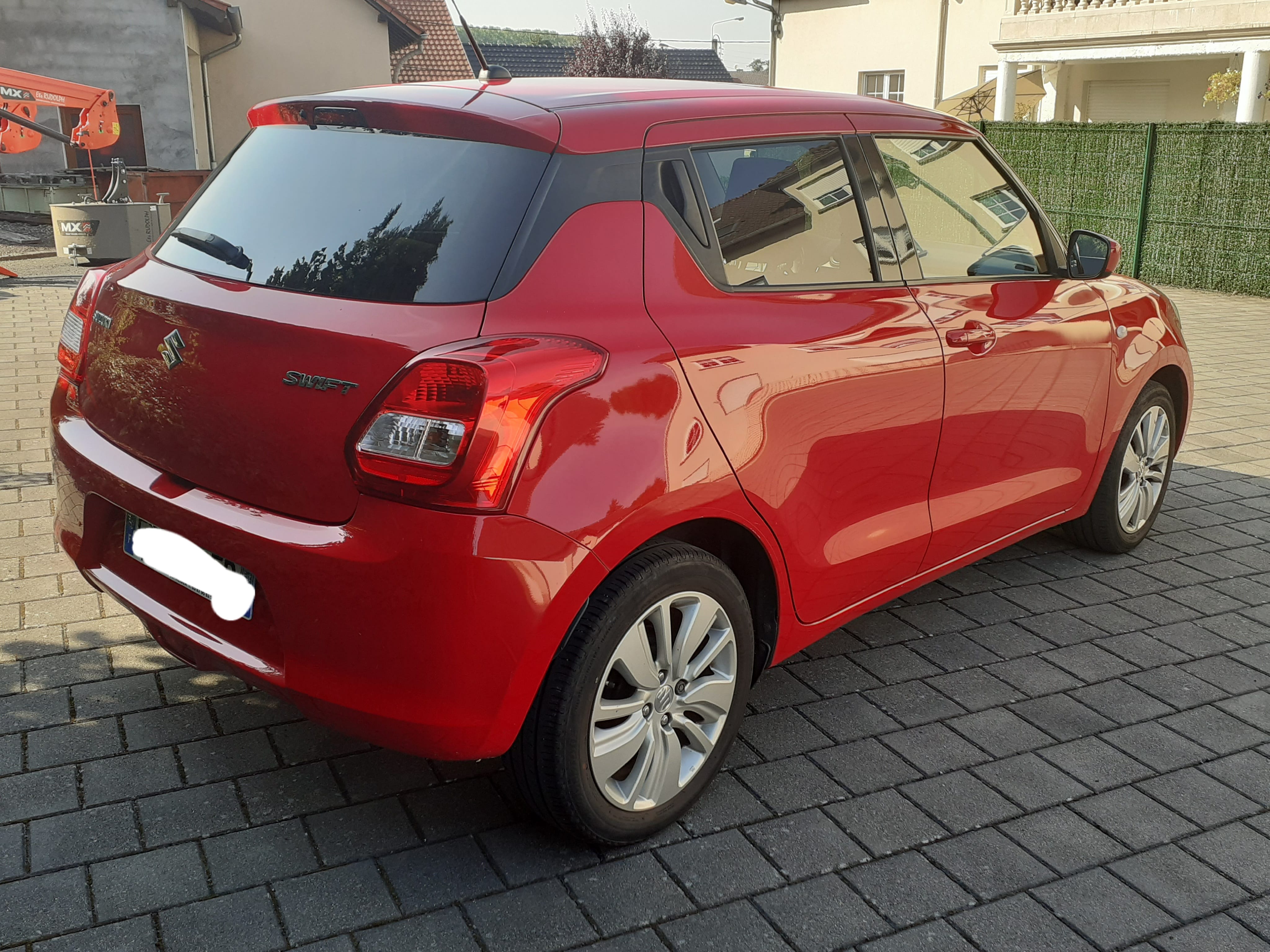 Suzuki Swift avec Pneus neige