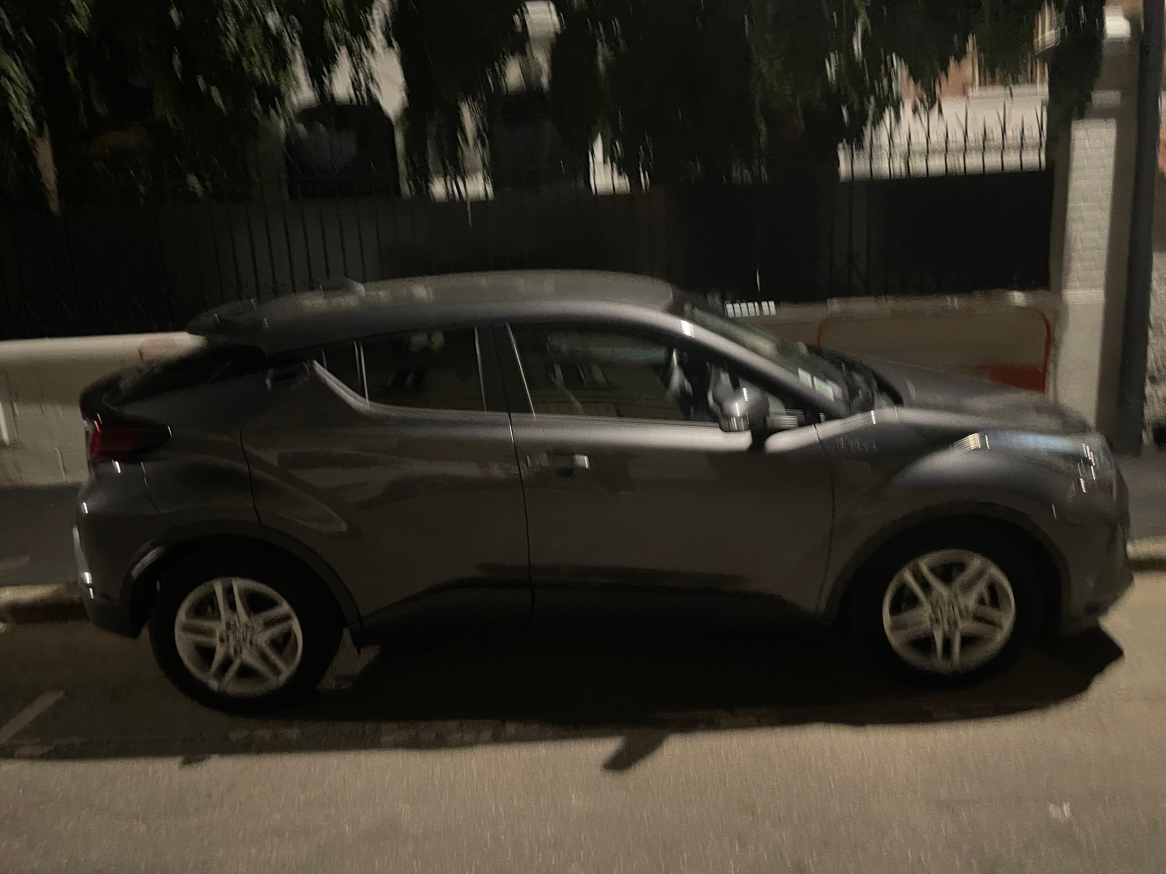 Toyota C-HR Hybrid avec Climatisation