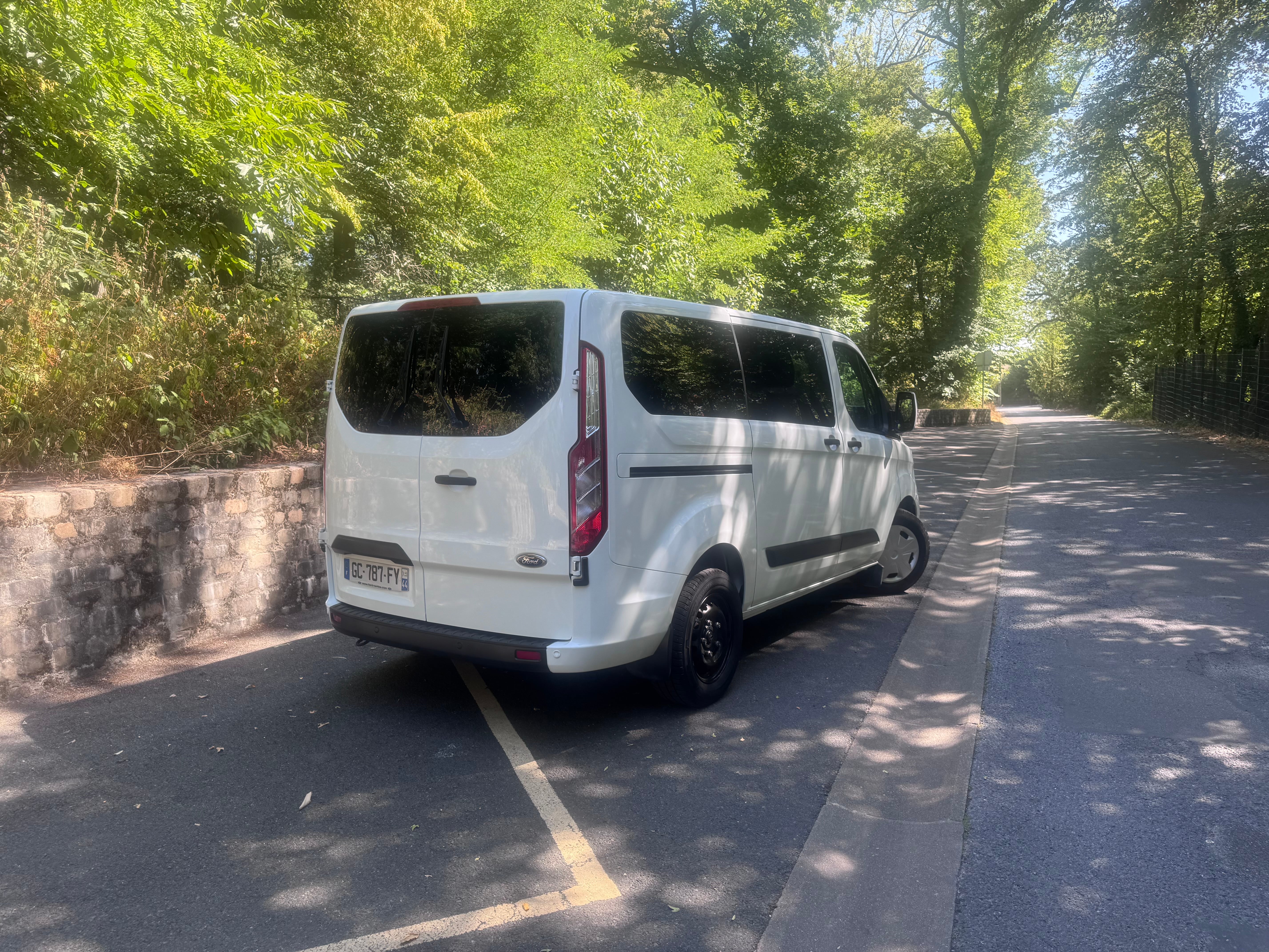 Ford Transit Custom Kombi avec GPS