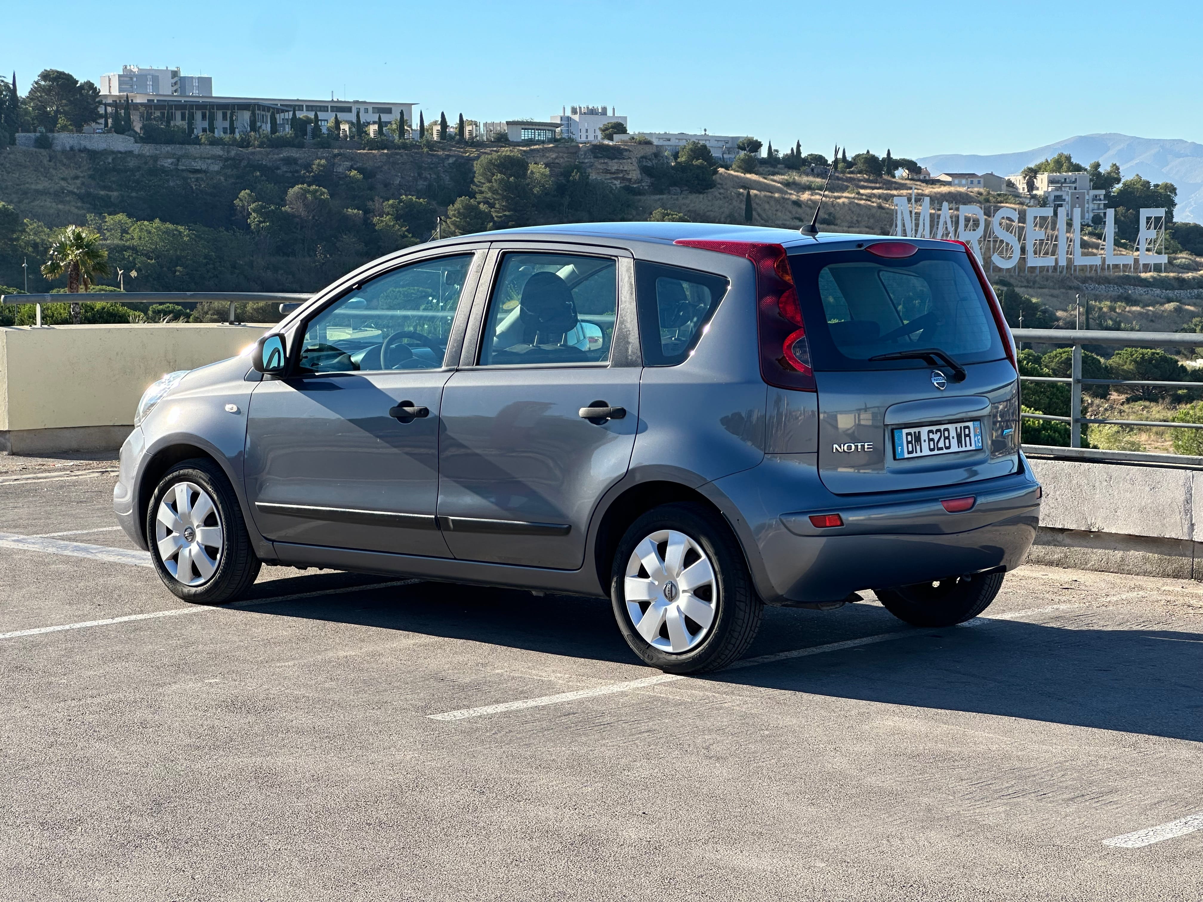 Nissan Note polyvalente et confortable avec GPS